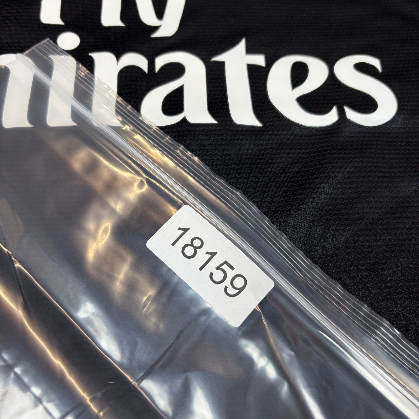 Nike Arsenal 2013 2014 Goalkeeper Mesut Ozil 11 Jersey Men's M Size US M / EU 48-50 / 2 - 14 Thumbnail