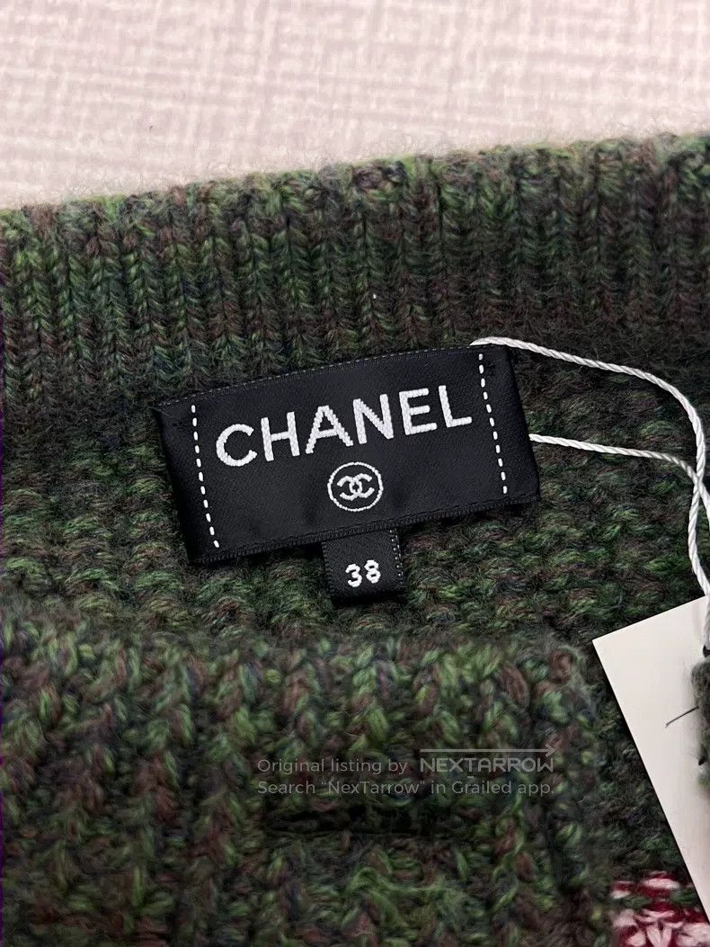 Chanel Chanel Gemstone buckle colourful striped sweater coat Size XS / US 0-2 / IT 36-38 - 5 Thumbnail