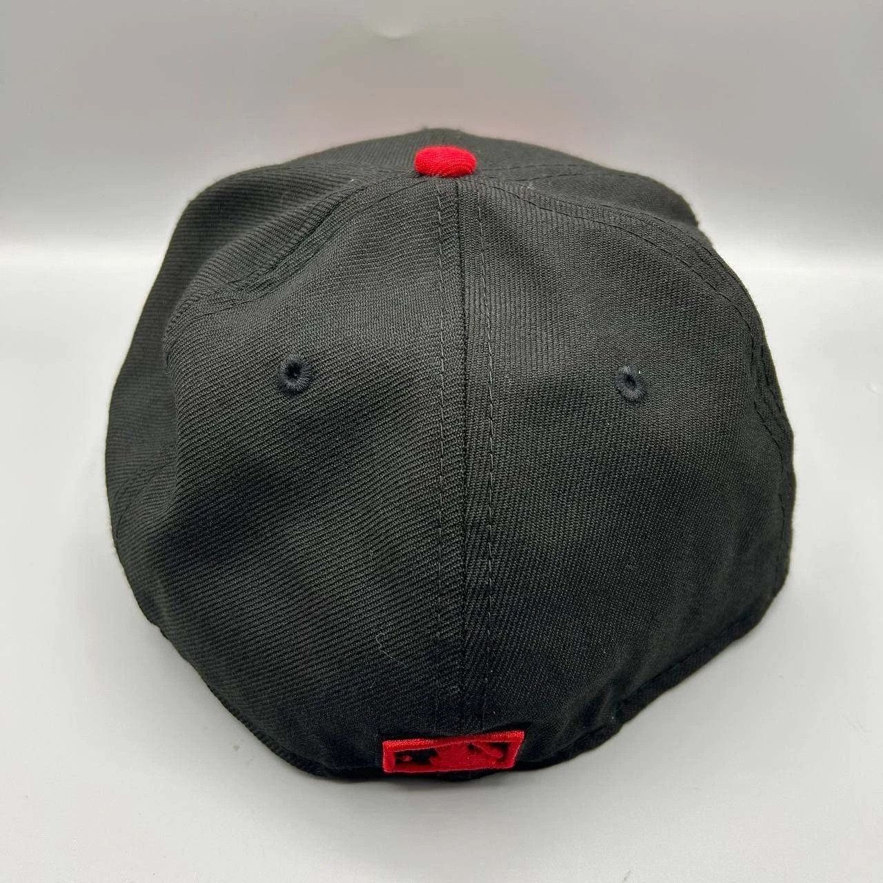 New Era Pittsburgh Pirates Hat Men 7 1/4 Black Red MLB Fitted Wool Size ONE SIZE - 7 Thumbnail