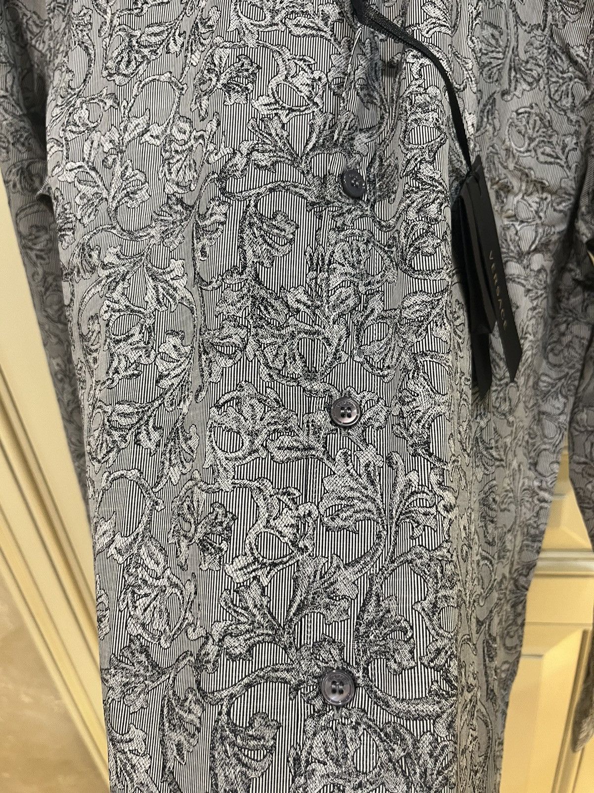 Versace Baroque print shirt collar size40 Size US M / EU 48-50 / 2 - 13 Thumbnail