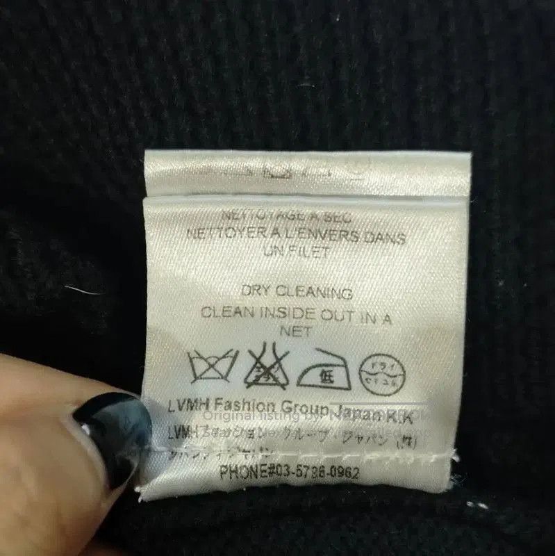 Givenchy Givenchy Black Wool Women's Sweater . Size S / US 4 / IT 40 - 6 Thumbnail