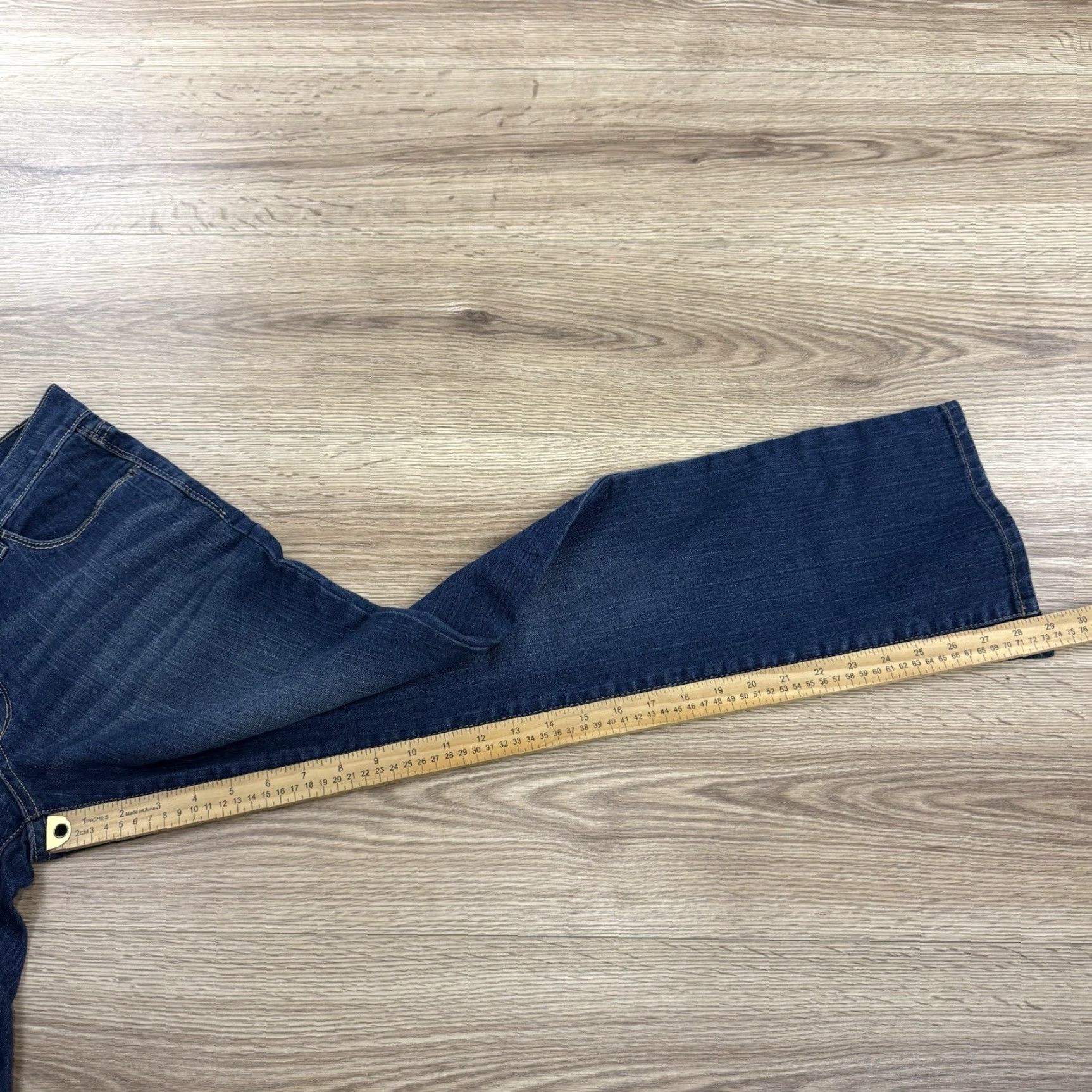Old Navy Old Navy The Flirt Bootcut Jeans Women's Size 8 Short Size 30" / US 8 / IT 44 - 7 Thumbnail