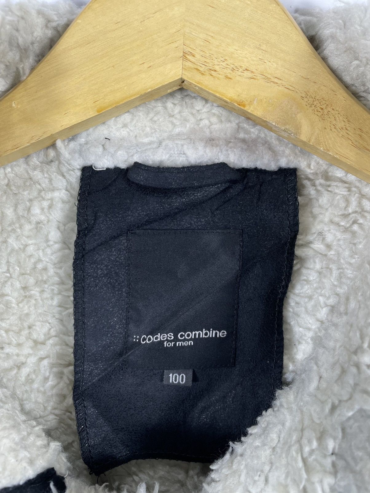 Codes Combine Raccoon fur collar biker jacket by codes combine Size US L / EU 52-54 / 3 - 9 Thumbnail