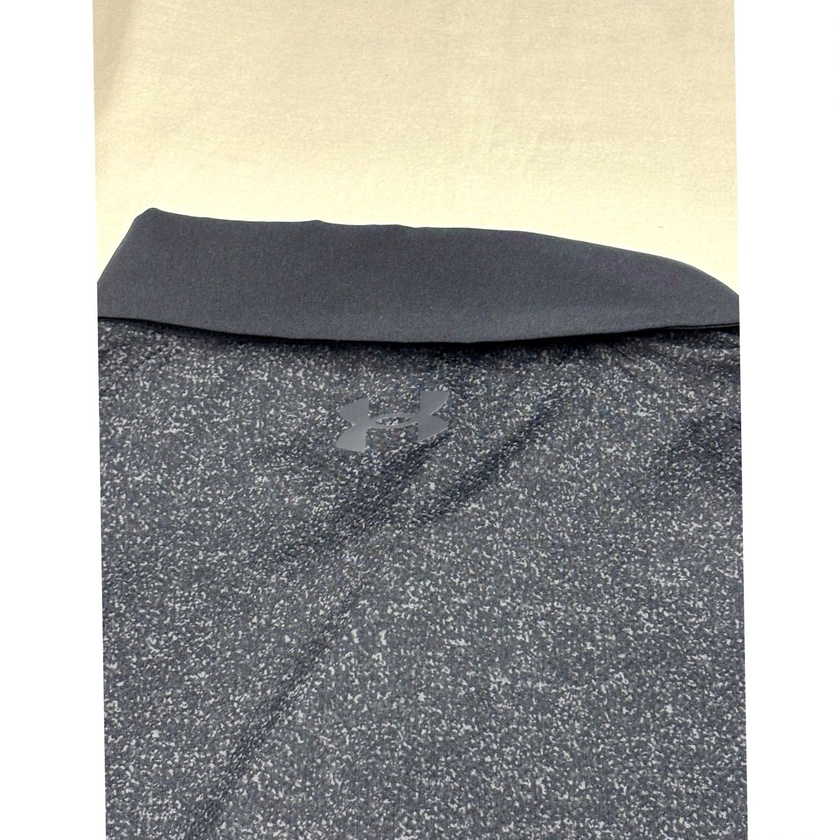 Under Armour Under Armour Polo Shirt Iso-Chill Mens 2XL Black Grey Spotted Jersey Short Sleeve Golf Activewear Size US XXL / EU 58 / 5 - 7 Thumbnail