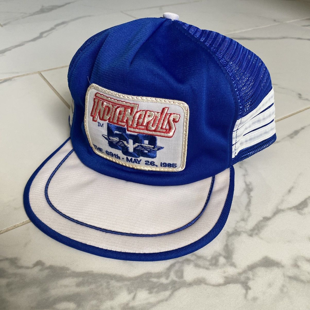 Vintage Vintage 1985 Indianapolis 500 Trucker Hat Three Stripe Blue Size ONE SIZE - 2 Thumbnail