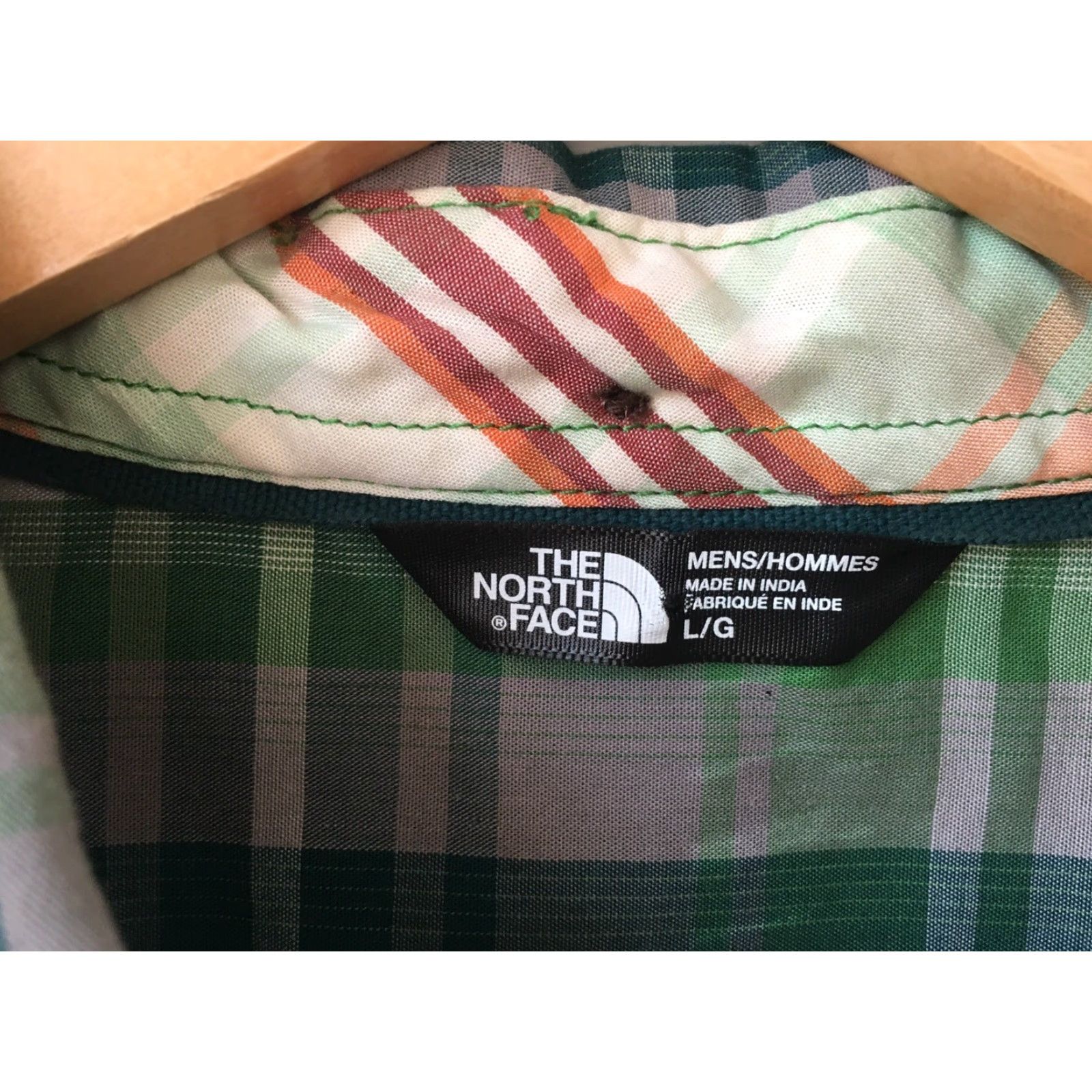 The North Face THE NORTH FACE SHIRT MENS LARGE L PLAID SHORT SLEEVE BUTTON-UP/ BUTTON FRONT MULTI-COLOR Cotton Blend Style: Button-Front Size US L / EU 52-54 / 3 - 3 Thumbnail