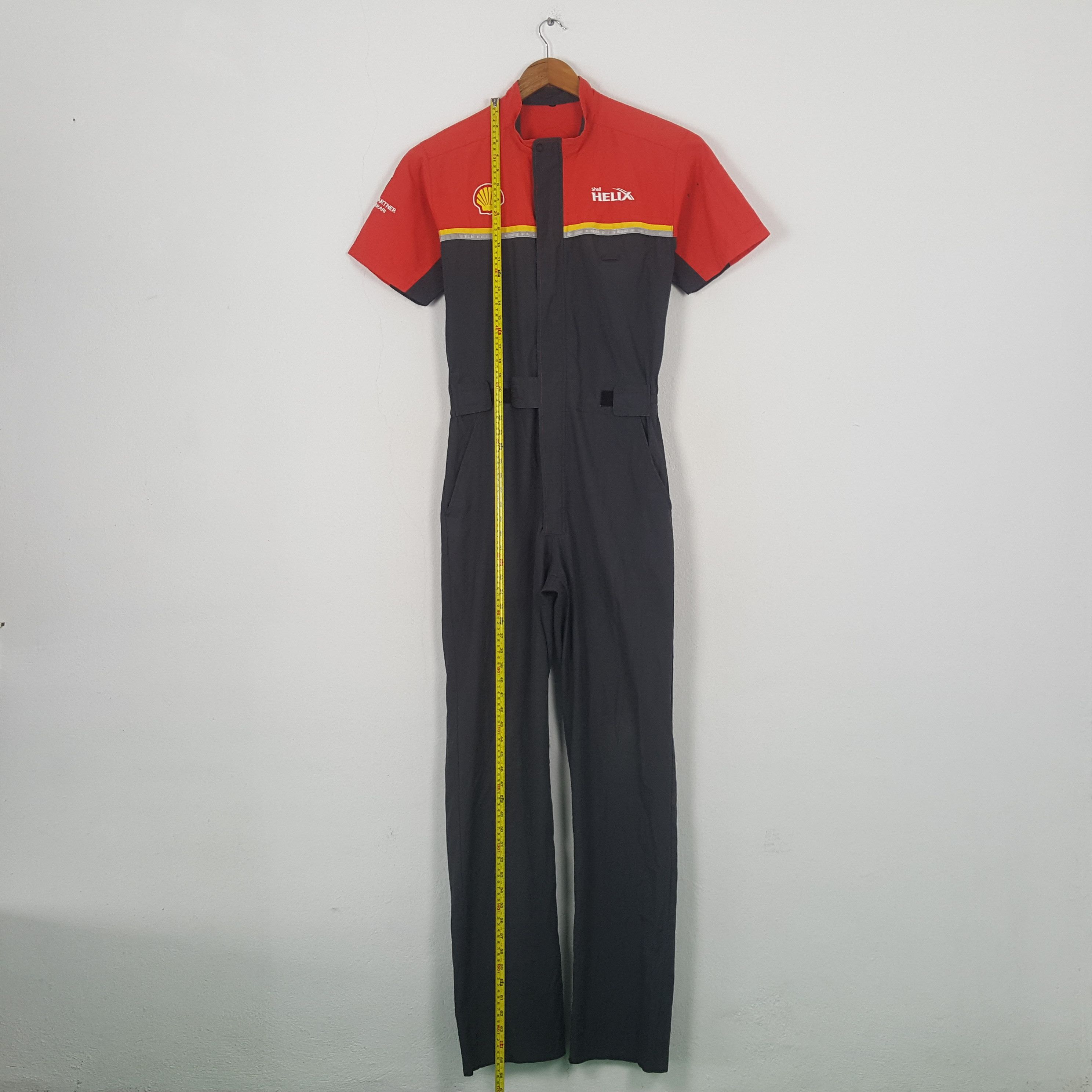 Ferrari Vintage Shell Helix x Ferrari Formula One Coverall C296N16 Size US M / EU 48-50 / 2 - 7 Thumbnail