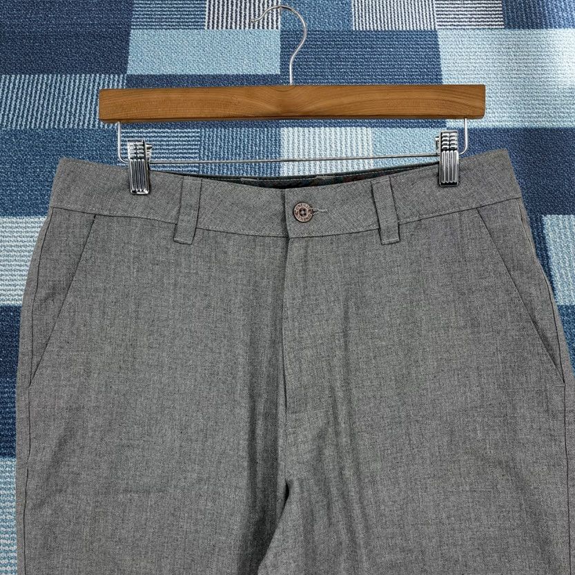 O'Neill O'Neill Chino Shorts Men Gray 32 Flat Front Stretch Regular Inseam 10" Mid Rise Stretch Pockets Casual Summer Spring Size US 32 / EU 48 - 1 Thumbnail