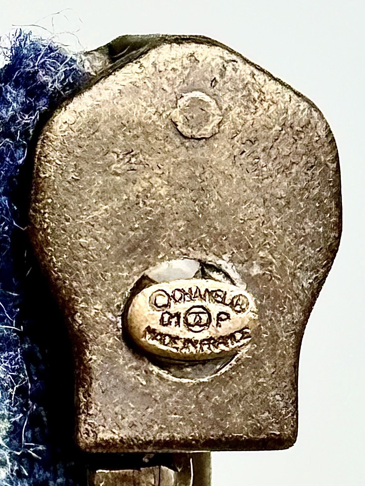 Chanel Chanel - Karl - FW/01 - Denim - Rhinestone - CC - Logo Cuff Size ONE SIZE - 24 Thumbnail