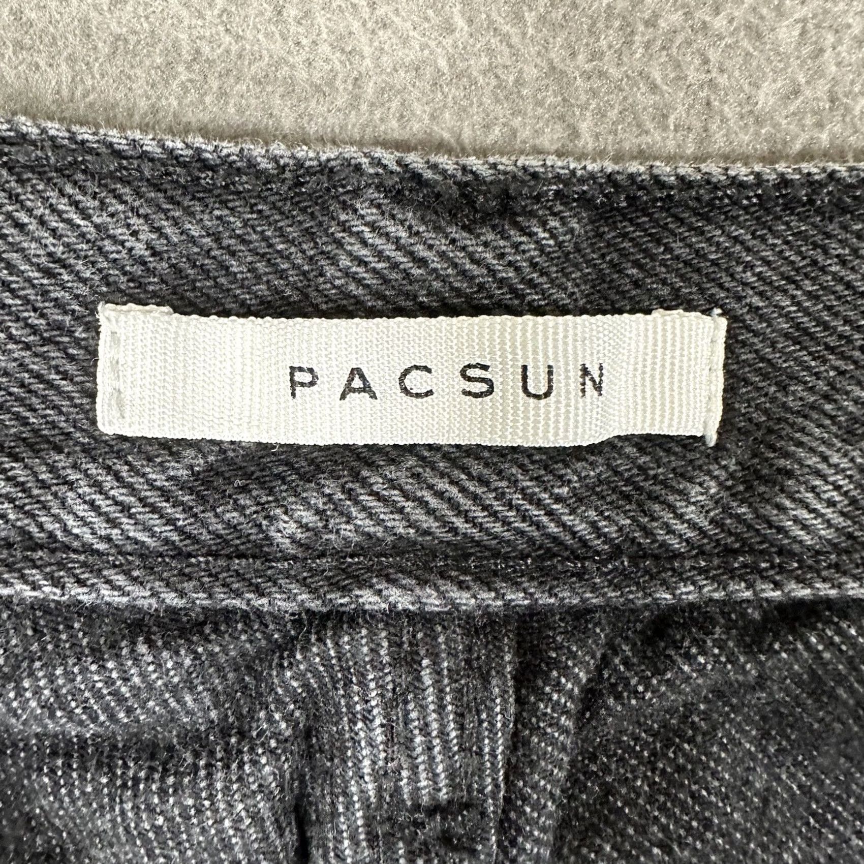 Pacsun Pacsun Jeans Womens 25 Gray Dad jean Baggy Straight Leg Distressed Button Fly Size 42" / US 20 - 3 Thumbnail