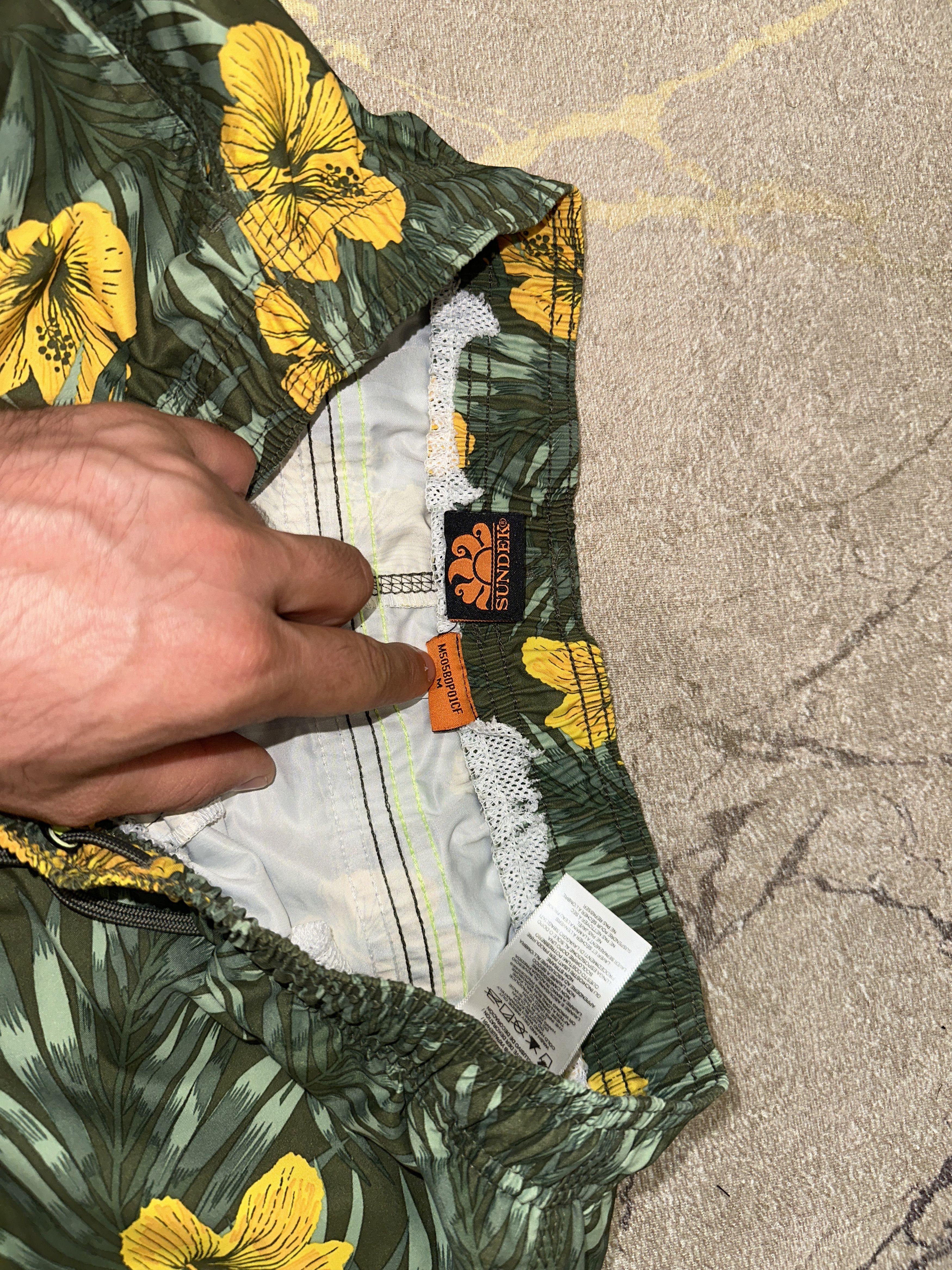 Sundek Sundek M Floral Beach Board Shorts Trunks Bath Suit Size M Size US 32 / EU 48 - 5 Thumbnail