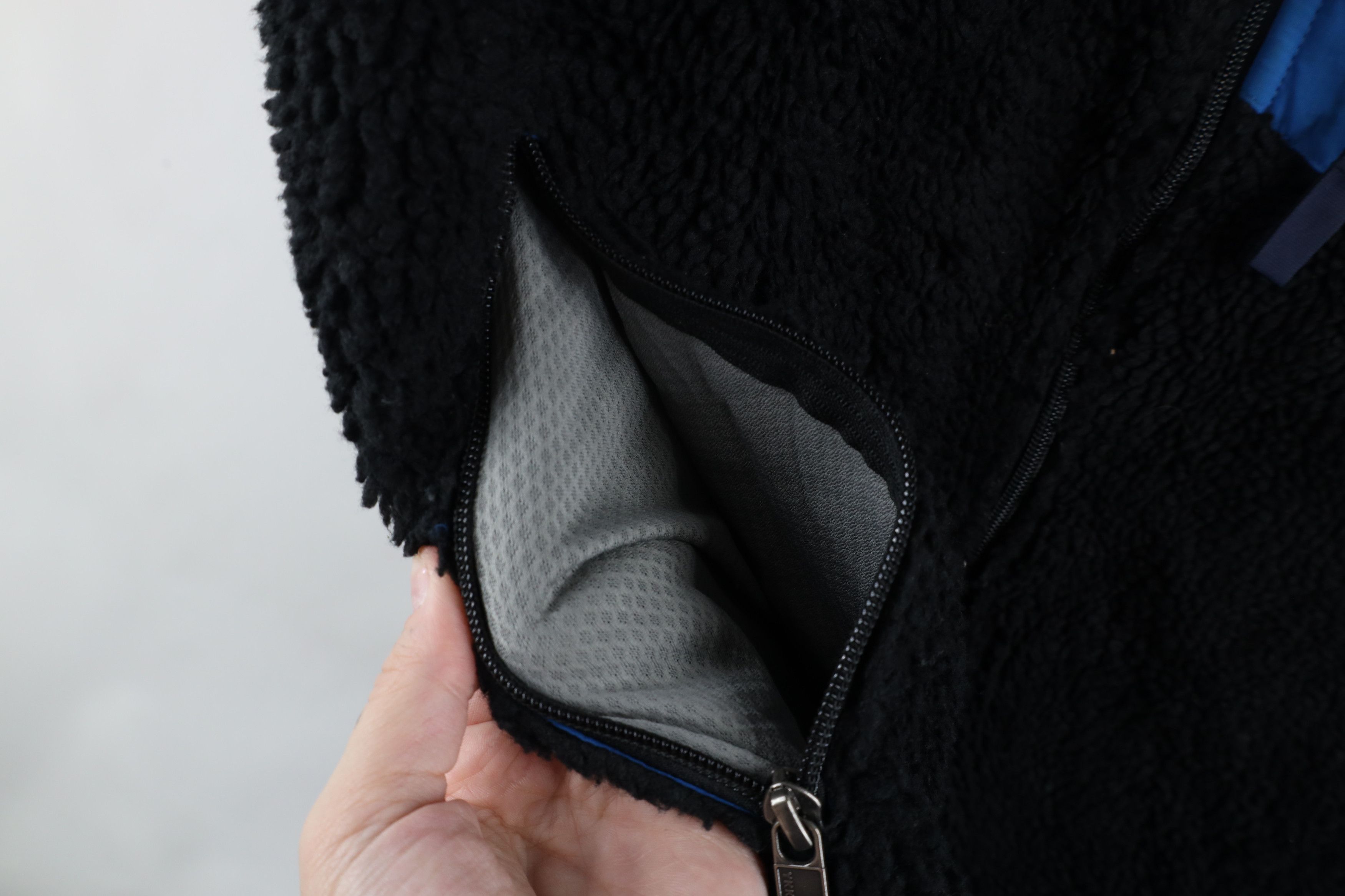Patagonia × Vintage Patagonia Retro-X Deep Pile Fleece Vest Jacket Black Blue Size US L / EU 52-54 / 3 - 8 Thumbnail