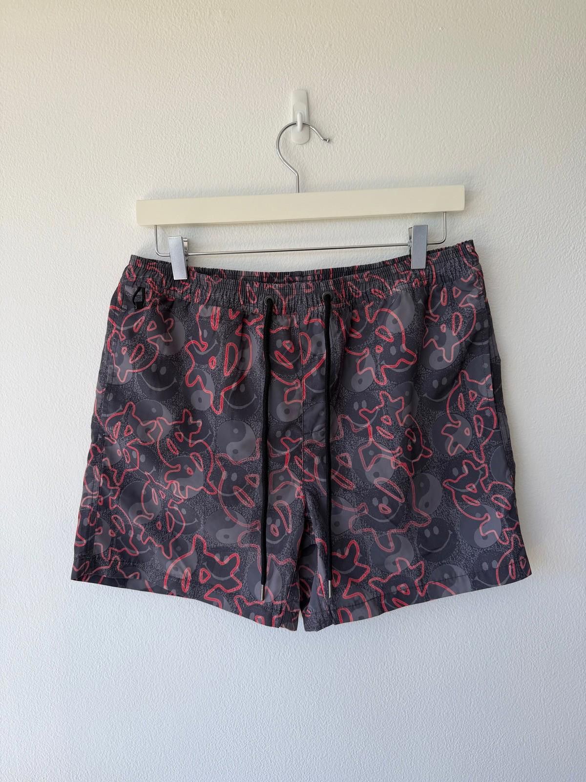 Ksubi new Ksubi mens boardshort shorts grey red dollar medium 32 m Size US 32 / EU 48 - 1 Thumbnail