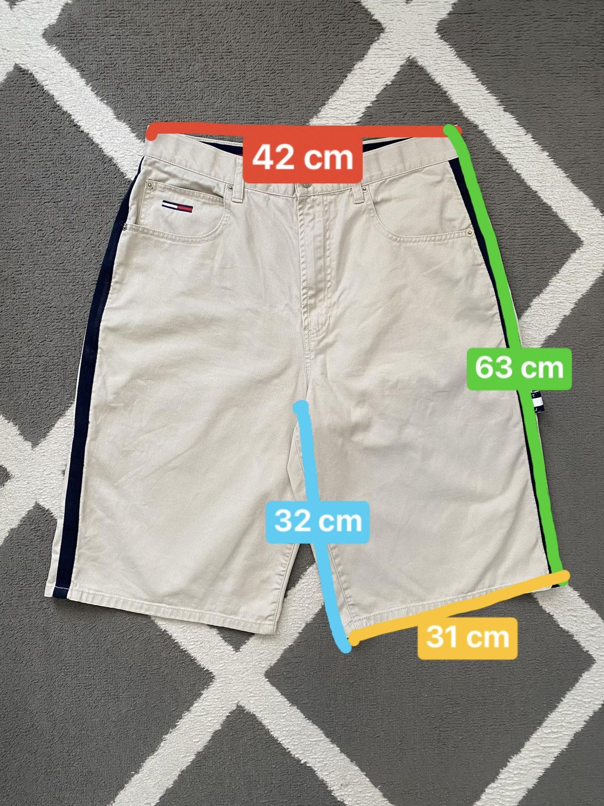 Tommy Hilfiger × Vintage Vintage Y2K Tommy Hilfiger baggy jorts shorts Size US 33 - 13 Thumbnail