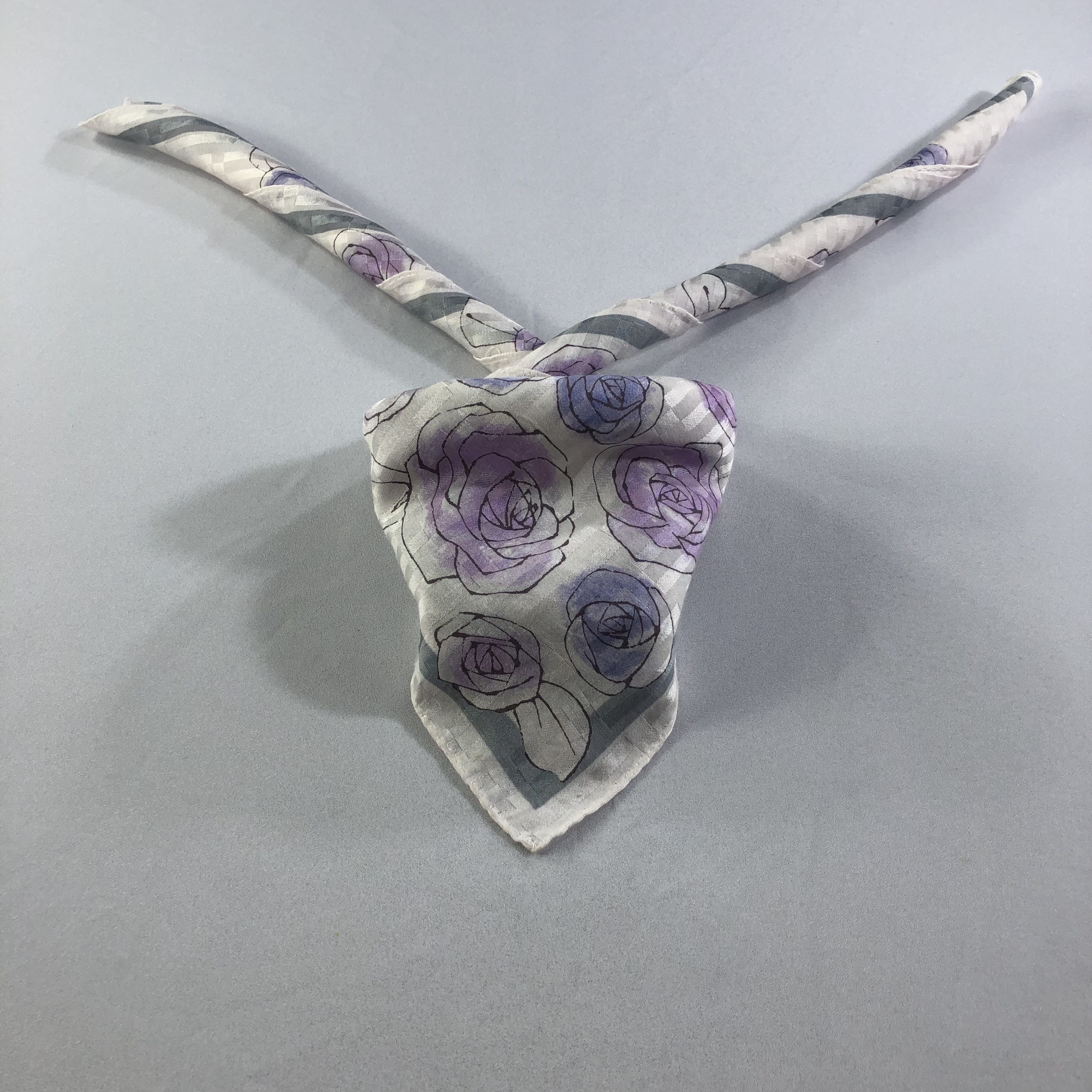 Lanvin Lanvin Roses Handkerchief Neckerchief Bandana H1894 Size ONE SIZE - 2 Thumbnail