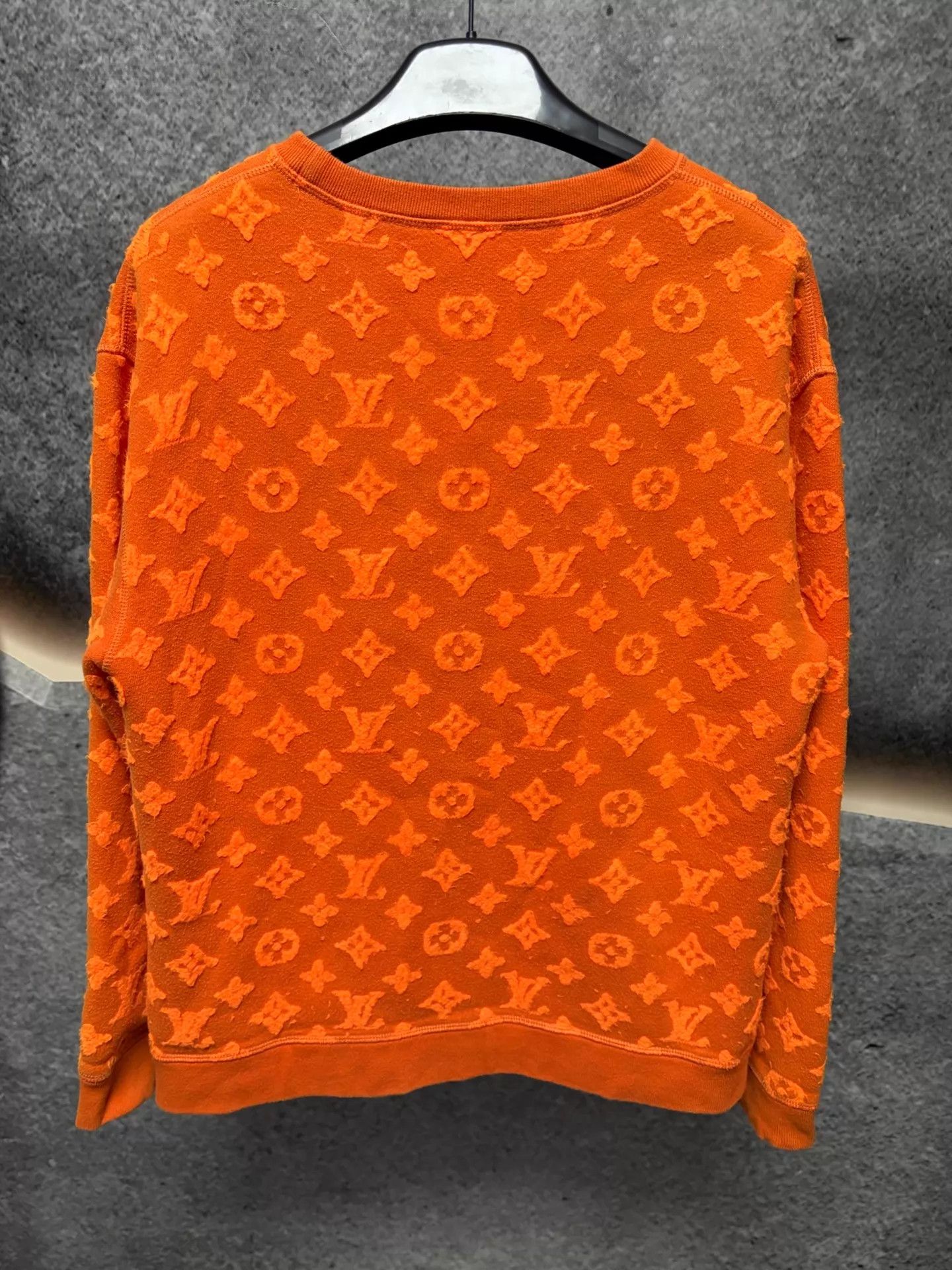 Louis Vuitton LV Orange Long Sleeve Sweatshirts M Size US M / EU 48-50 / 2 - 2 Thumbnail