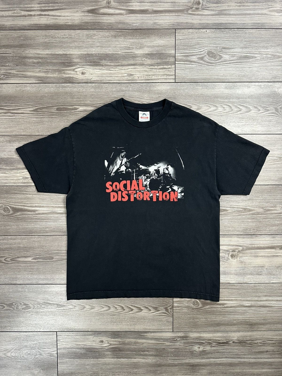 Band Tees × Vintage Vintage 90’s Social Distortion Band T Shirt Size US XL / EU 56 / 4 - 1 Thumbnail
