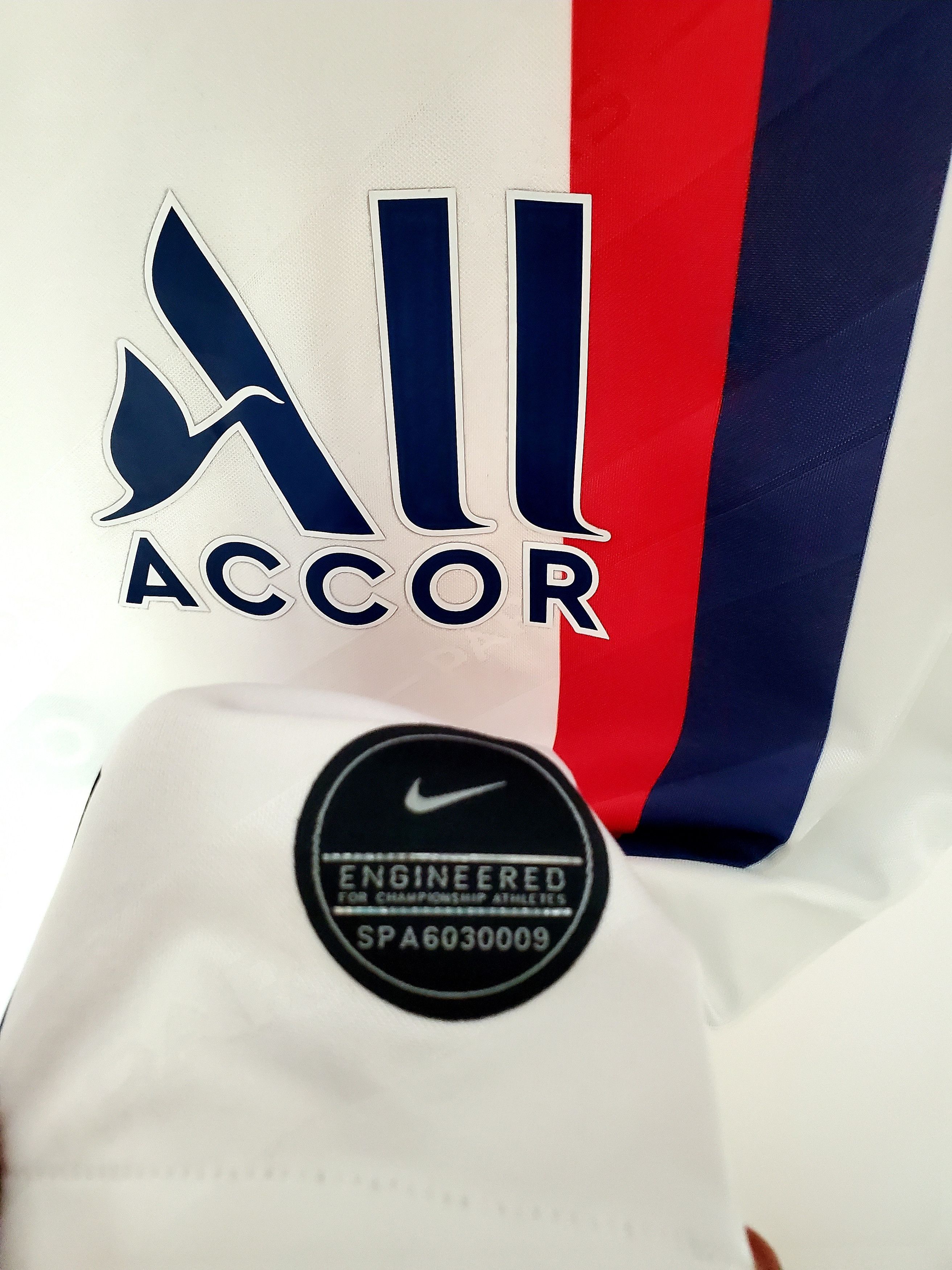Nike 2019-20 Paris Saint-Germain Jersey #7 MBAPPÉ boys Xl Size US XXS / EU 40 - 5 Thumbnail