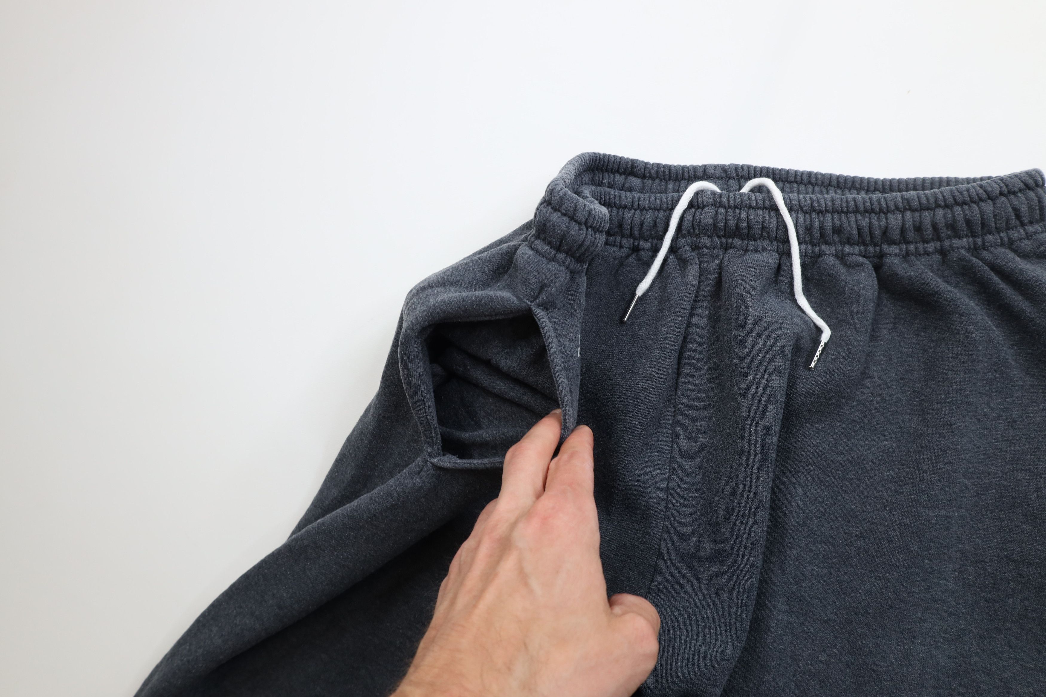 Russell Athletic Vintage 90s Russell Athletic Spell Out Wide Leg Sweatpants Size US 36 / EU 52 - 9 Thumbnail