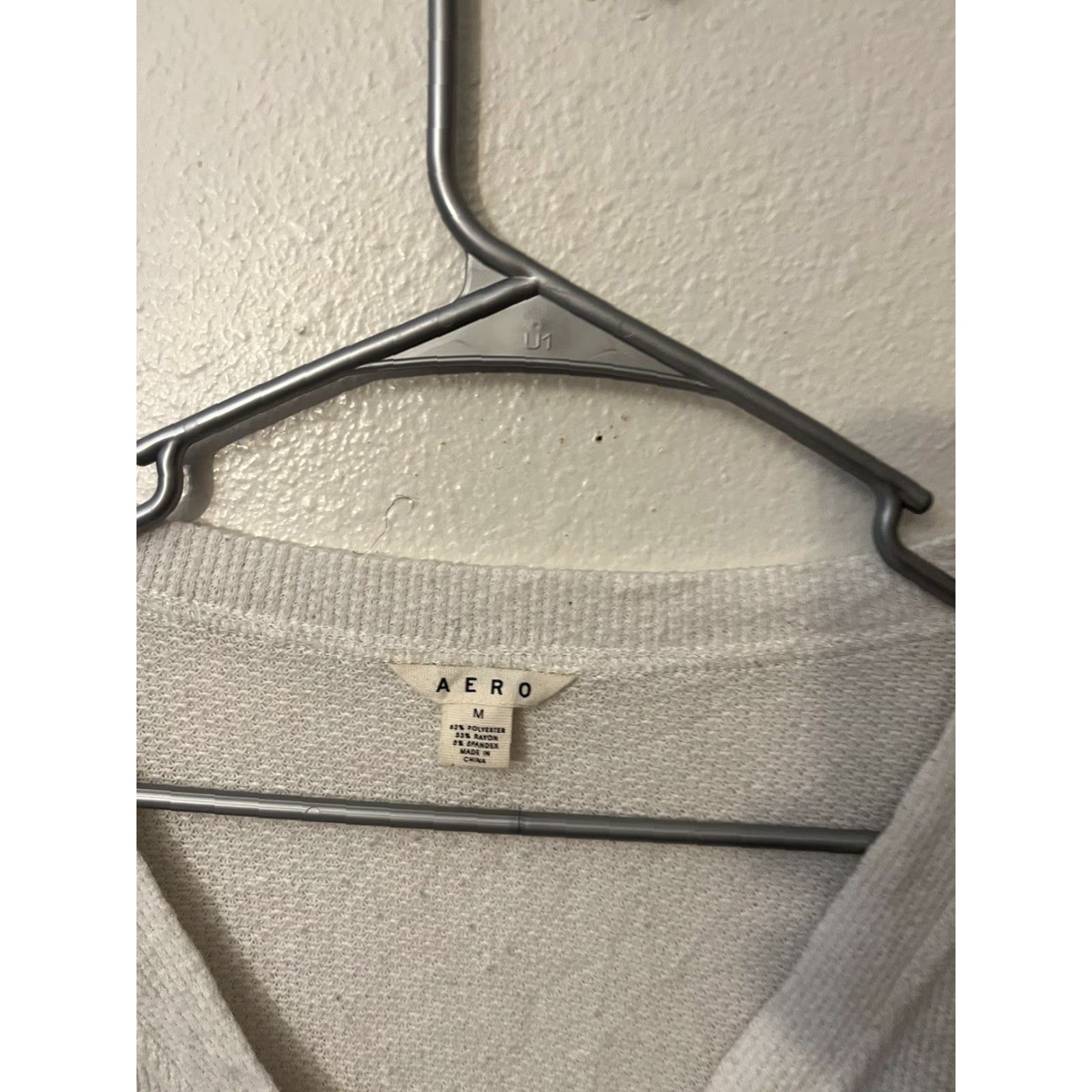 Vintage AEROPOSTALE Ivory Button Waffle Cardigan Sweater Medium Ladies Cardigan Waffle Knit Heavyweight Button Ivory M Womens Size M / US 6-8 / IT 42-44 - 3 Thumbnail