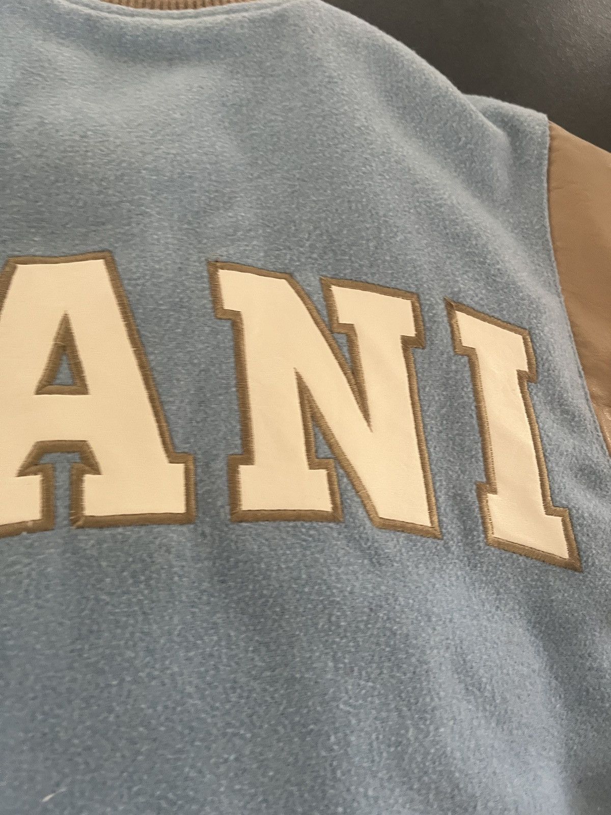 Karl Kani Karl Kani X Bomberjacket X Streetwear (Baby blue - Size s) Size US S / EU 44-46 / 1 - 10 Thumbnail