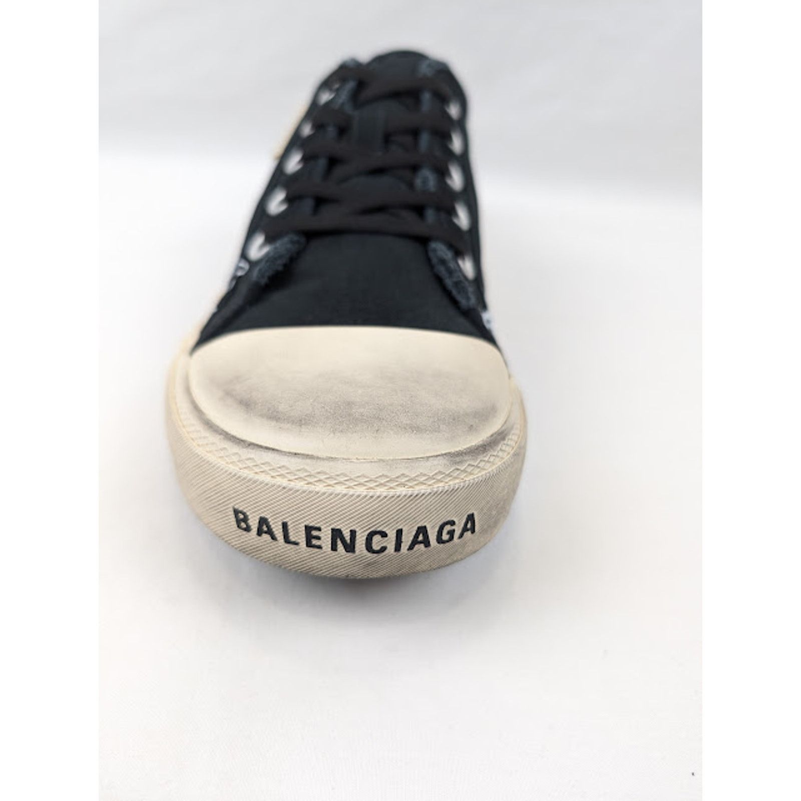 Balenciaga o1rshd1 Q:3 / Paris Low-Top Sneakers in Black/White Size US 11 / EU 44 - 5 Thumbnail