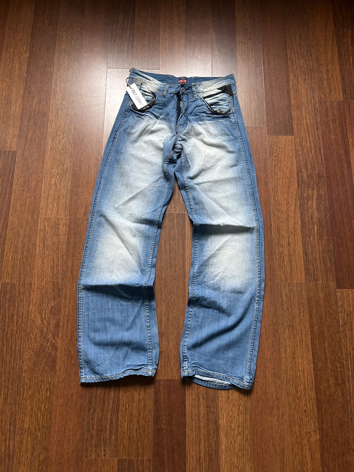 Japanese Brand Vintage Faded Denim Jeans NWT Streetwear Baggy Fit Size 42 Size US 32 / EU 48 - 1 Thumbnail