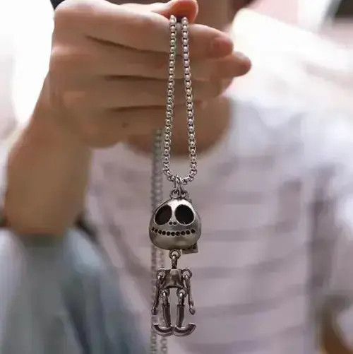 Hype x Jewelry Skull Necklace Couple Hip-Hop Street Style Pendant in Silver, Men's