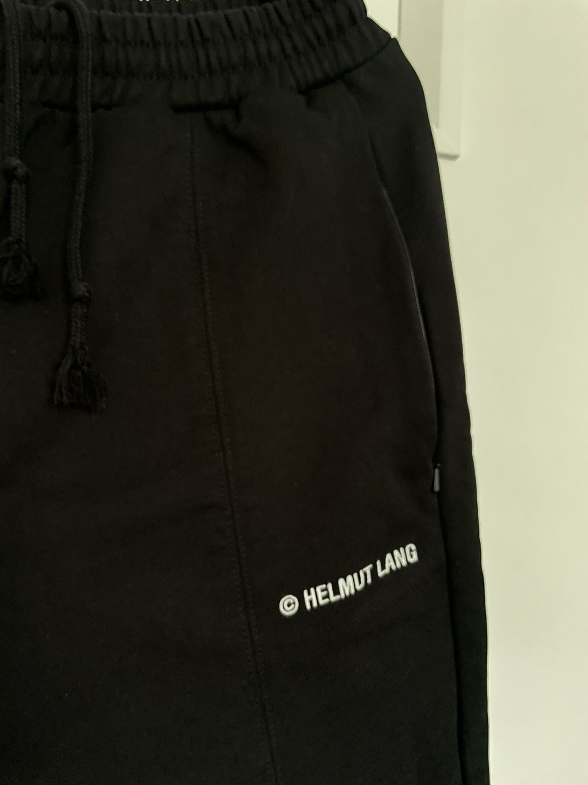 Helmut Lang Helmut Lang sweatpants size S in blk Size US 29 - 2 Thumbnail
