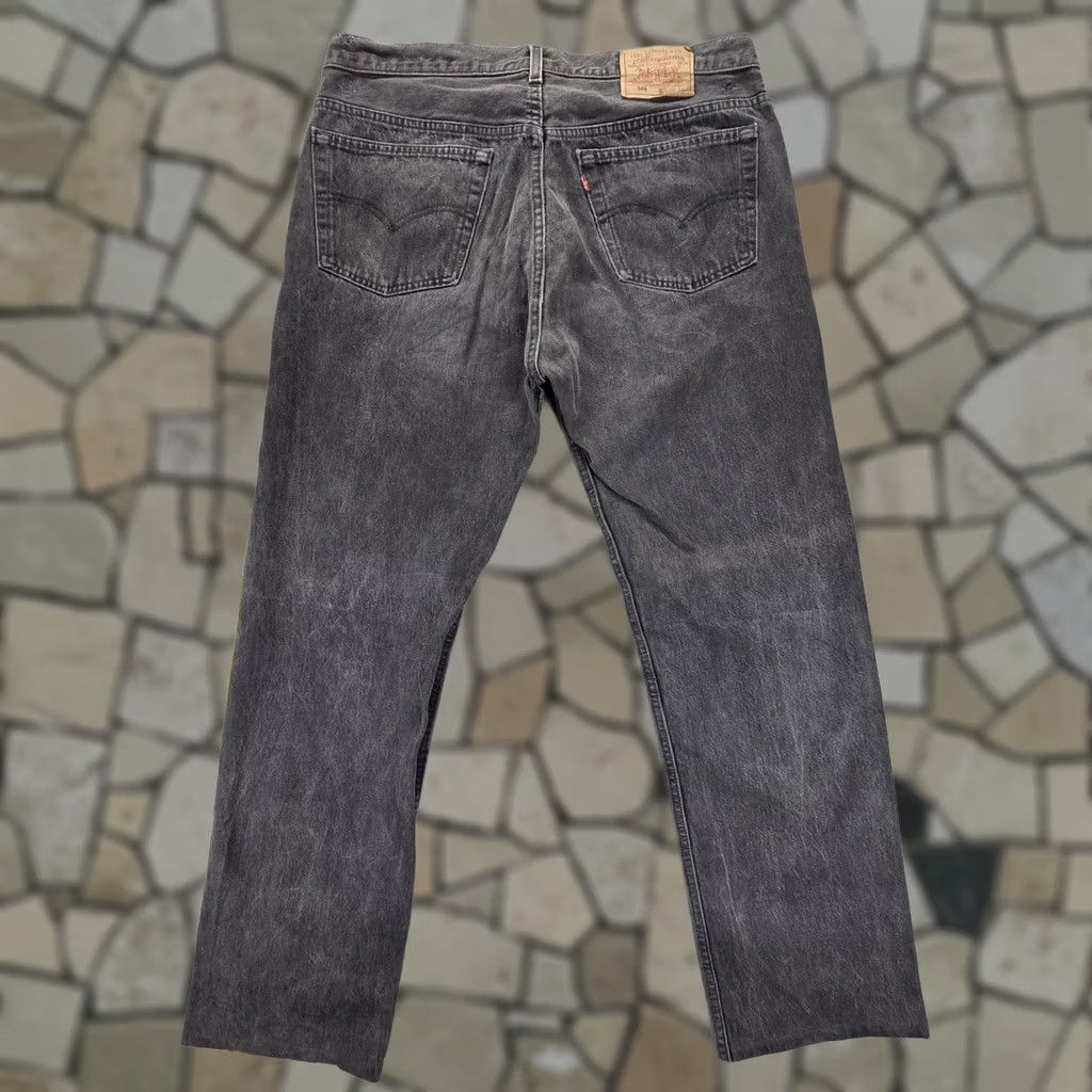 Levi's VINTAGE Levi's 501 Jeans Mens Black Regular Straight 36x31 Denim Charcoal Wash Distressed Pockets Logo USA USA Mens 501 Straight Jeans Black 36x31 Size US 36 / EU 52 - 1 Thumbnail