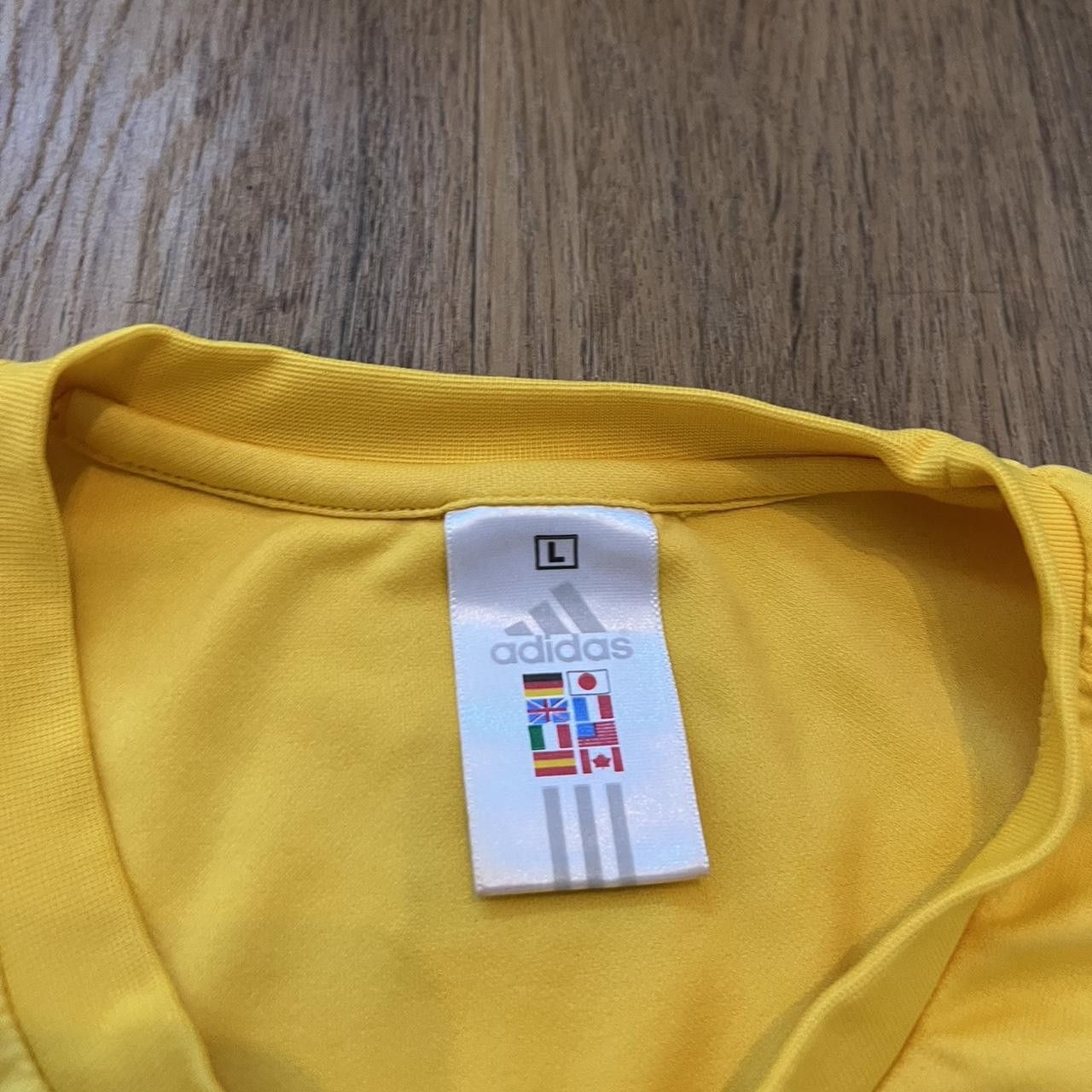 Adidas 2010-12 South Africa Home Adidas Football shirt Size US L / EU 52-54 / 3 - 4 Thumbnail