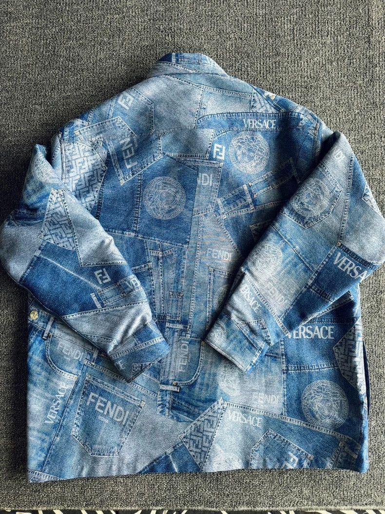 Versace Versace Men's denim jacket Size US L / EU 52-54 / 3 - 5 Thumbnail
