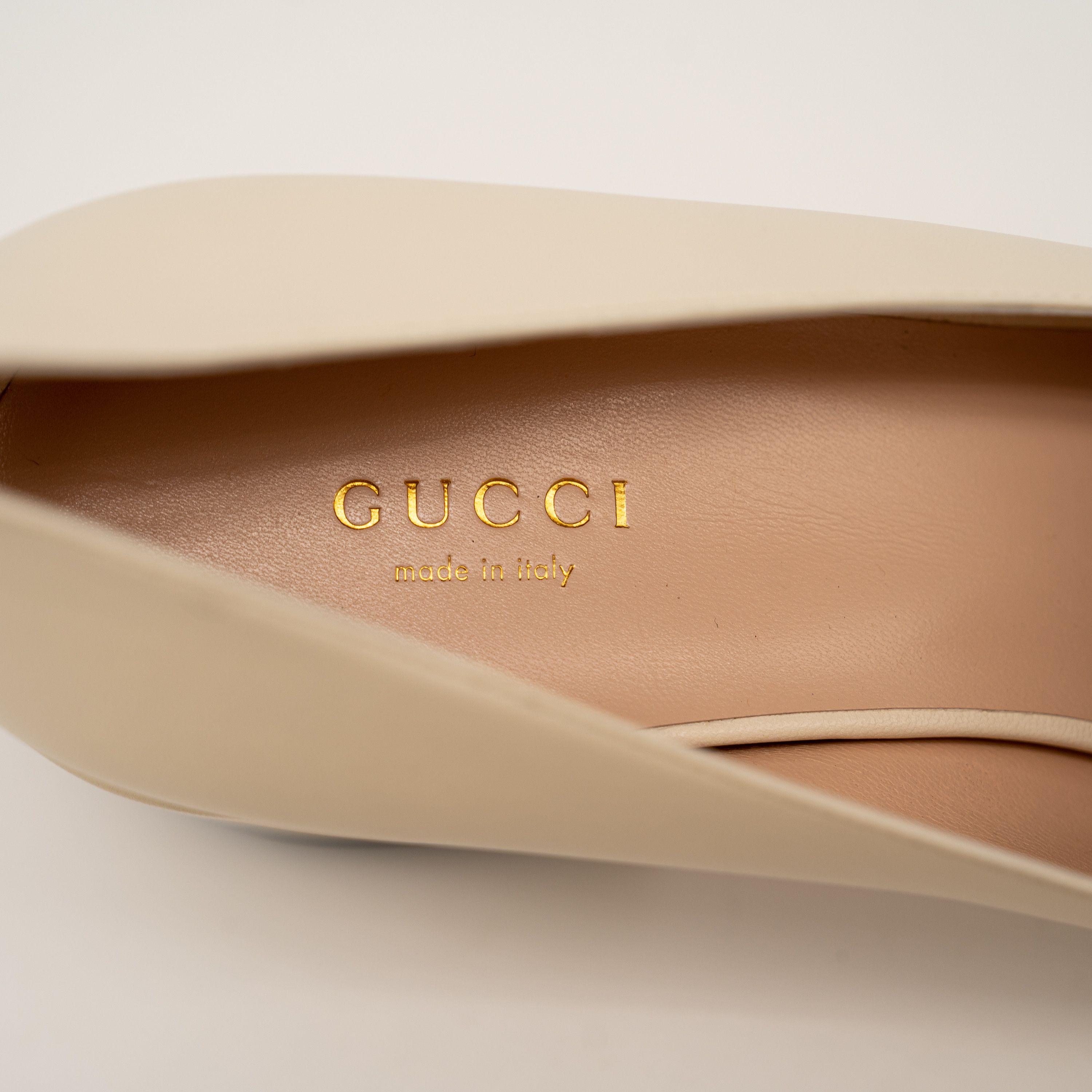 Gucci 40.5G 10.5 US Gucci Blondie Pump White GG Heels Leather Size US 10.5 / IT 40.5 - 8 Thumbnail