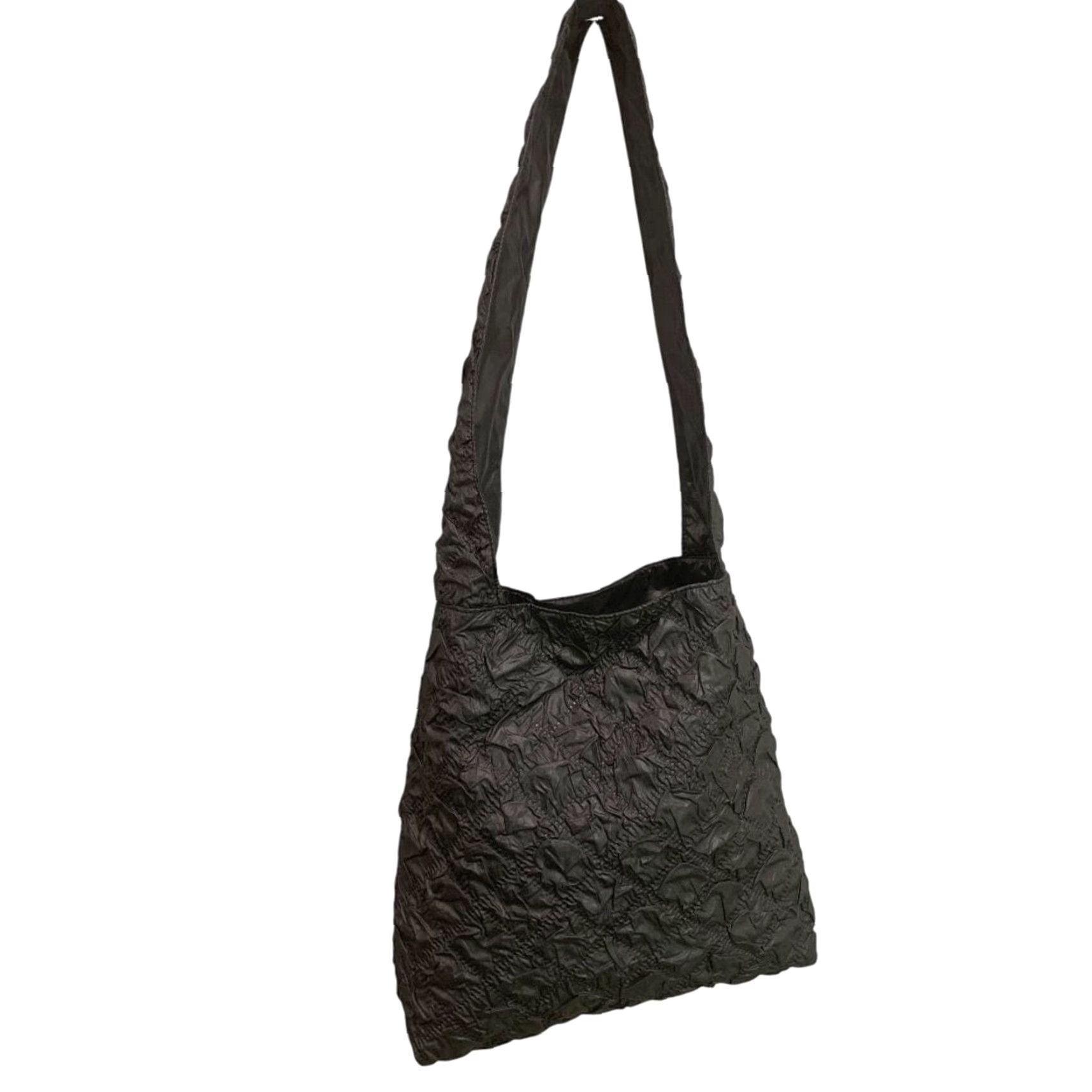 Vintage VINTAGE Black Quilted Look Nylon Shoulder Bag Sling Tote Women Size ONE SIZE - 7 Thumbnail