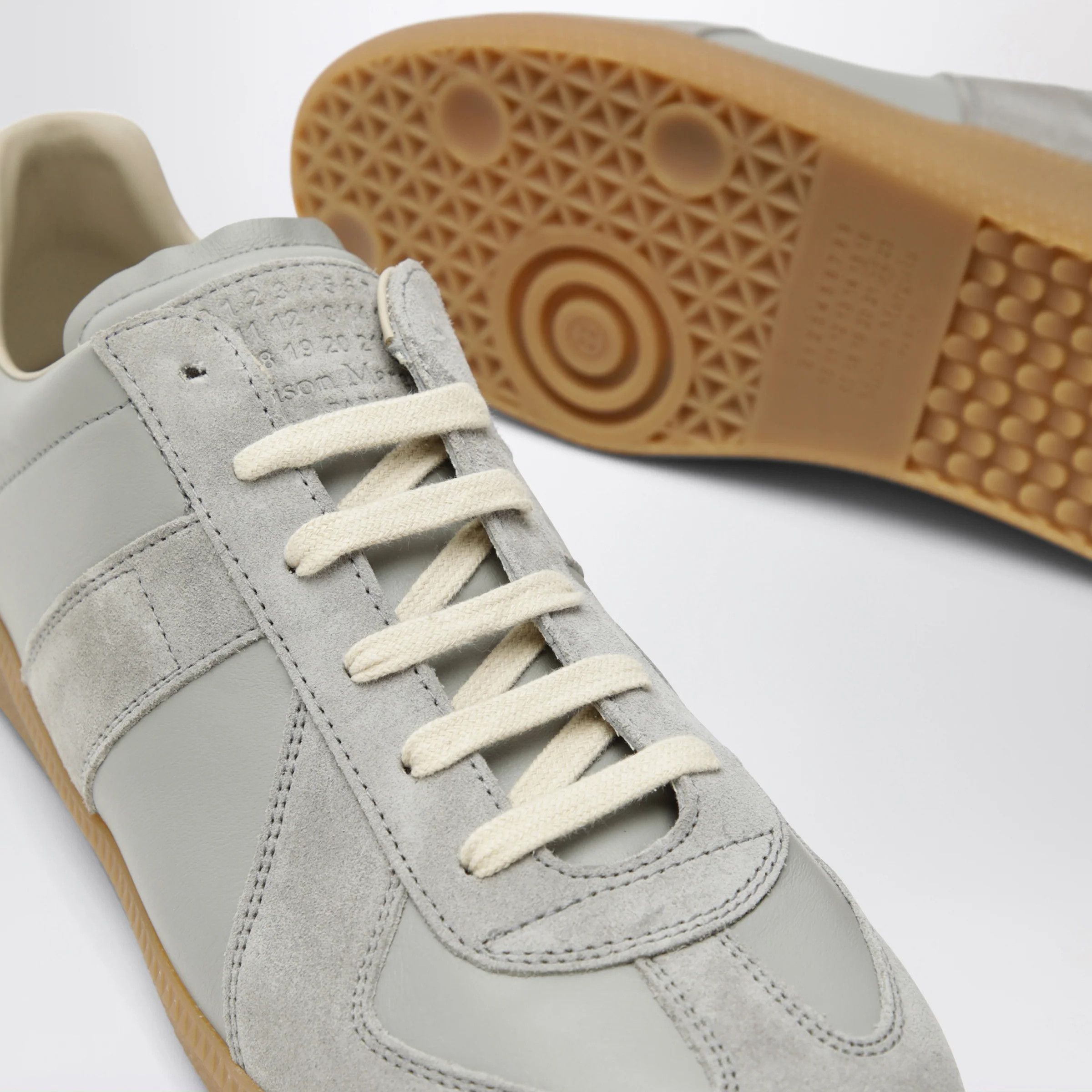 Maison Margiela o1d2blof0526 Relipca Low-Top Sneakers in Light Grey Size US 7 / EU 40 - 5 Thumbnail