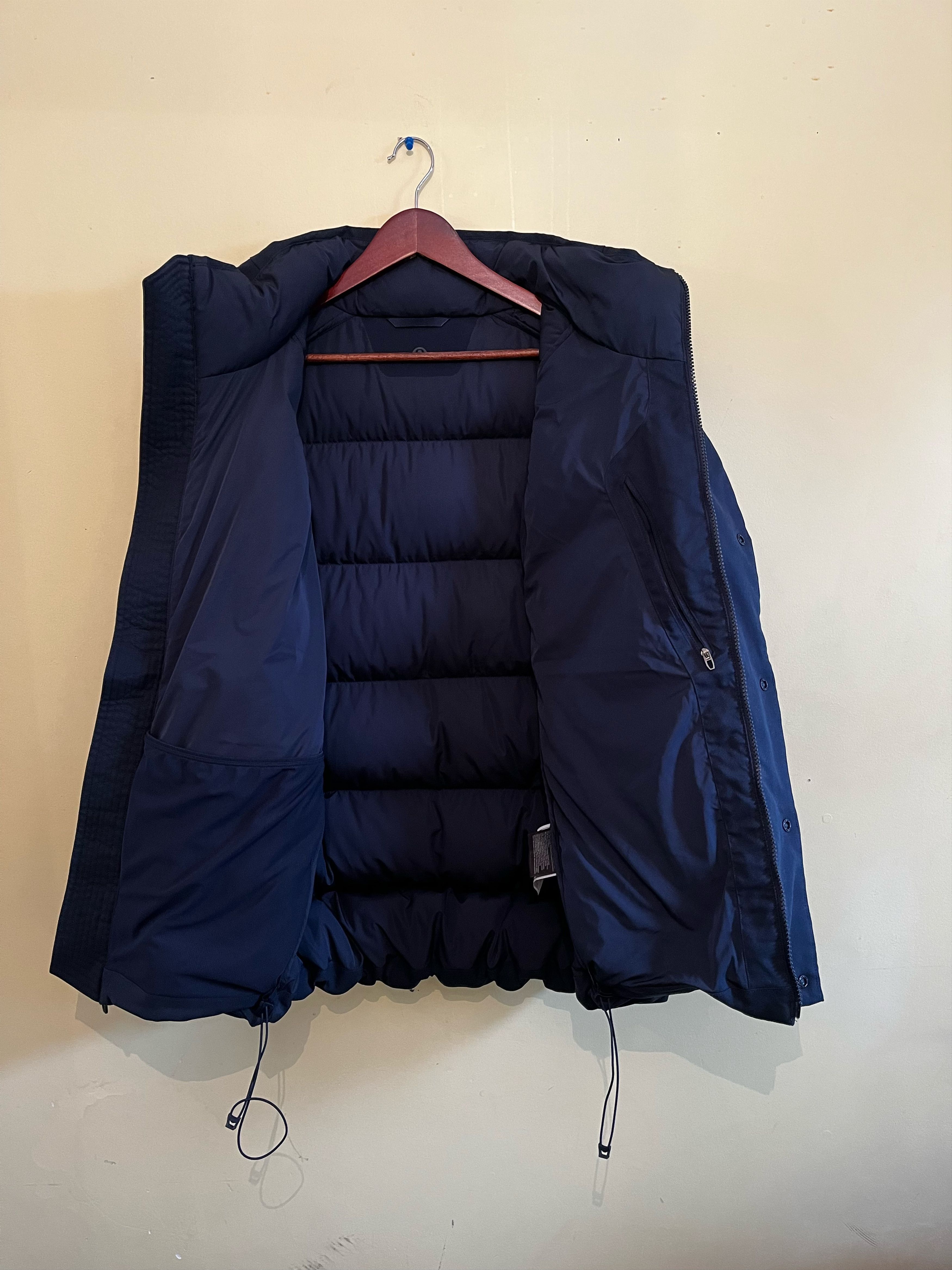 Lululemon Lululemon Wunder Puff 600-Down-Fill Vest Size US XL / EU 56 / 4 - 3 Thumbnail