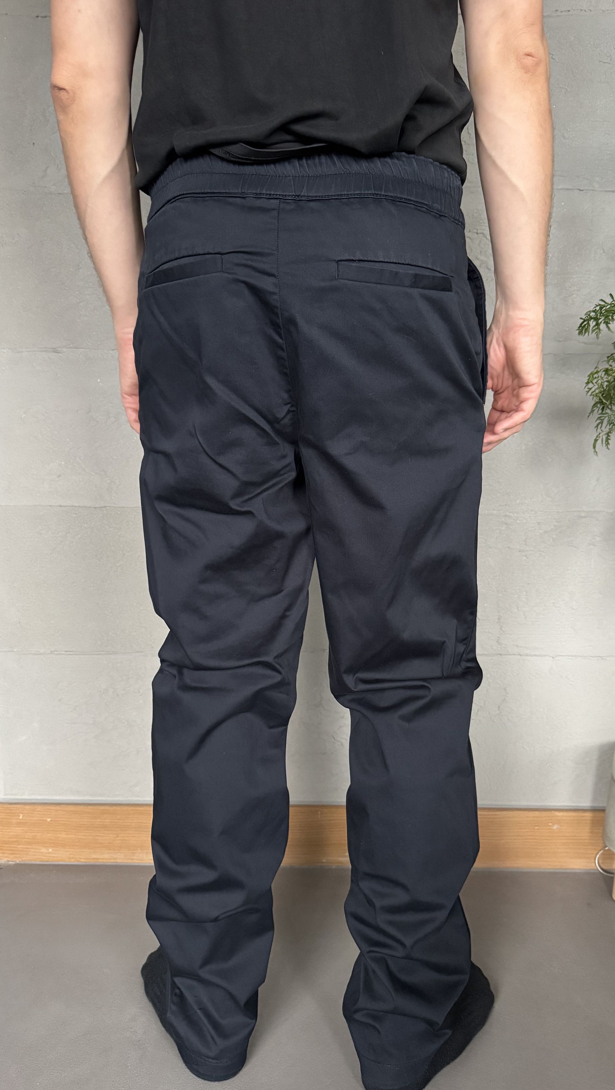 Acne Studios Acne Studios Paco Satin Drawstring Trousers, Navy Size US 30 / EU 46 - 5 Thumbnail