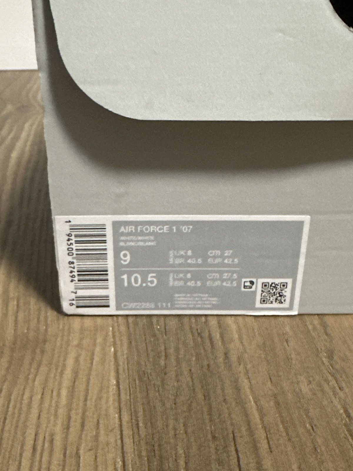 Nike White Air Force 1s Size US 9 / EU 42 - 7 Thumbnail