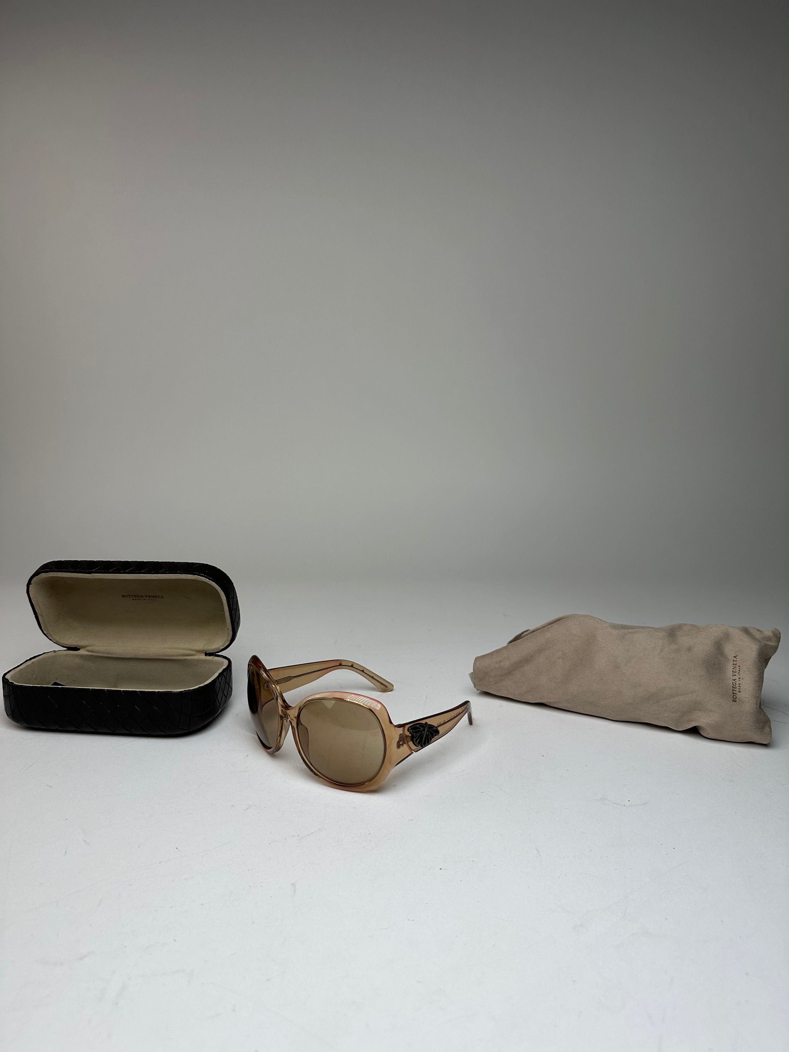 Bottega Veneta Vintage Overd Sunglasses beige Size ONE SIZE - 1 Thumbnail
