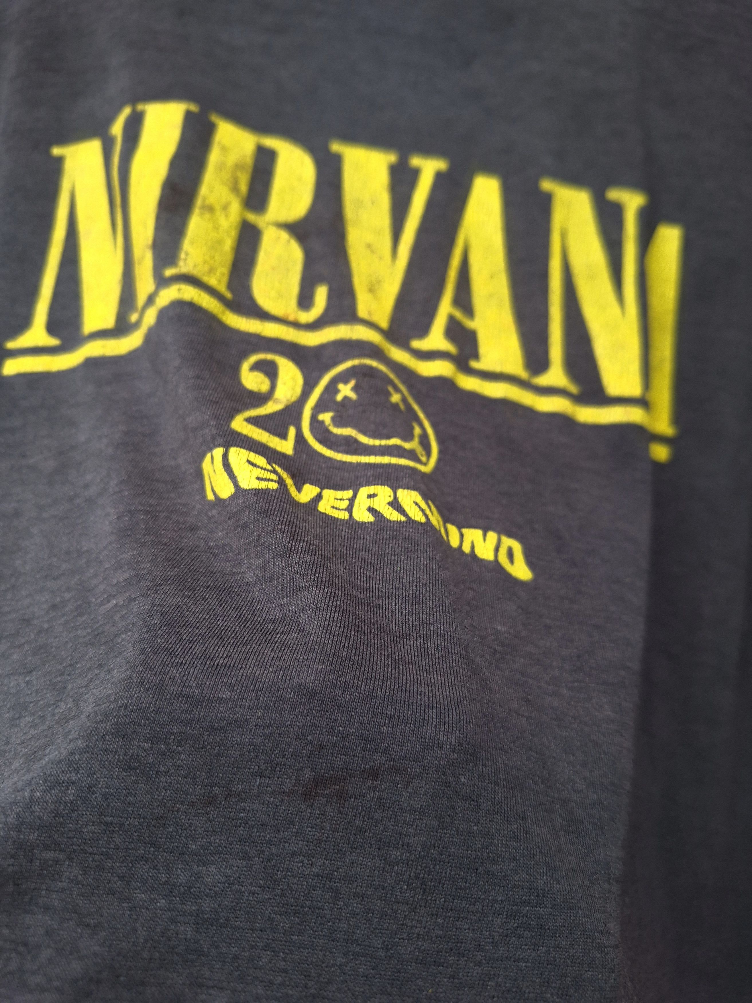 Japanese Brand 🔥RARE🔥 Vintage Nirvana 20th Anniversary nevermind in utero Size US L / EU 52-54 / 3 - 9 Thumbnail