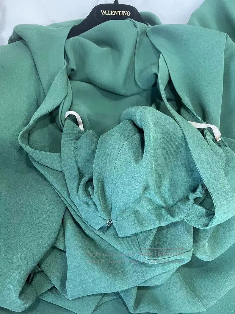 Valentino Valentino Silk dress green cape Size S / US 4 / IT 40 - 6 Thumbnail