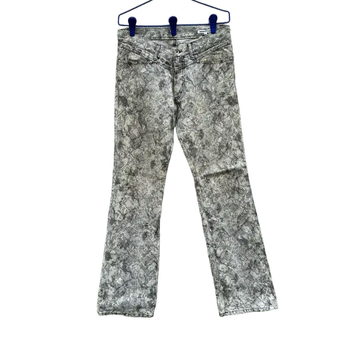 Capsule Collection 40 The Slinky Pants 
