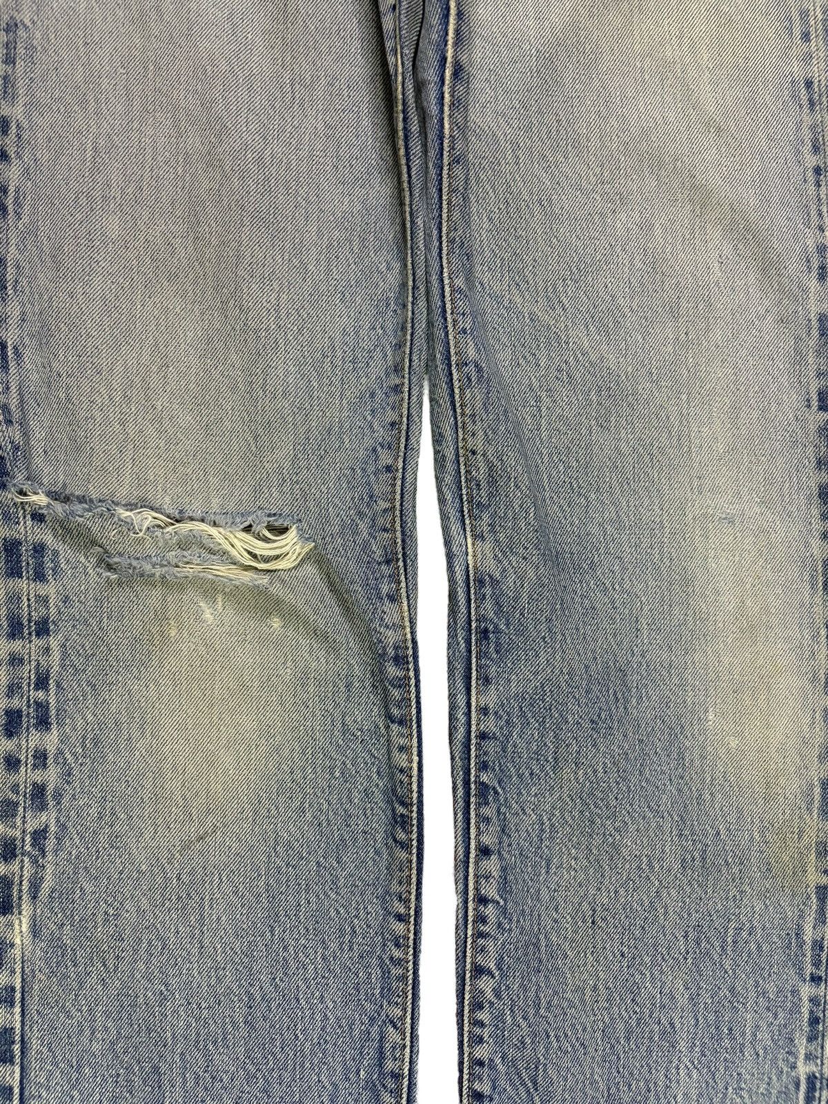 Levi's Vintage 70s Levis 501 Big E Selvedge Distress Jeans Button 6 Size US 26 / EU 42 - 6 Thumbnail