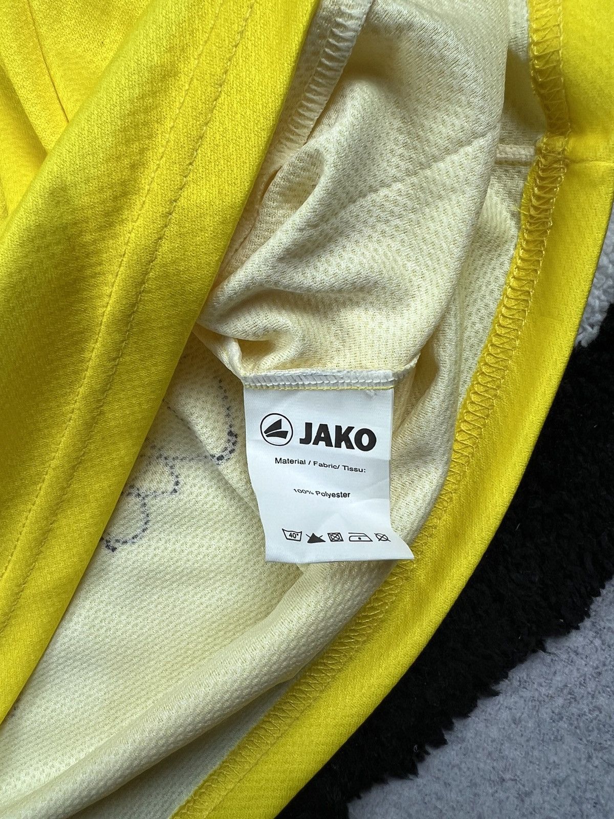 Other Jako #25 Young Boys 2013 Hadergjonaj Football Soccer Jersey Size US XXL / EU 58 / 5 - 7 Thumbnail
