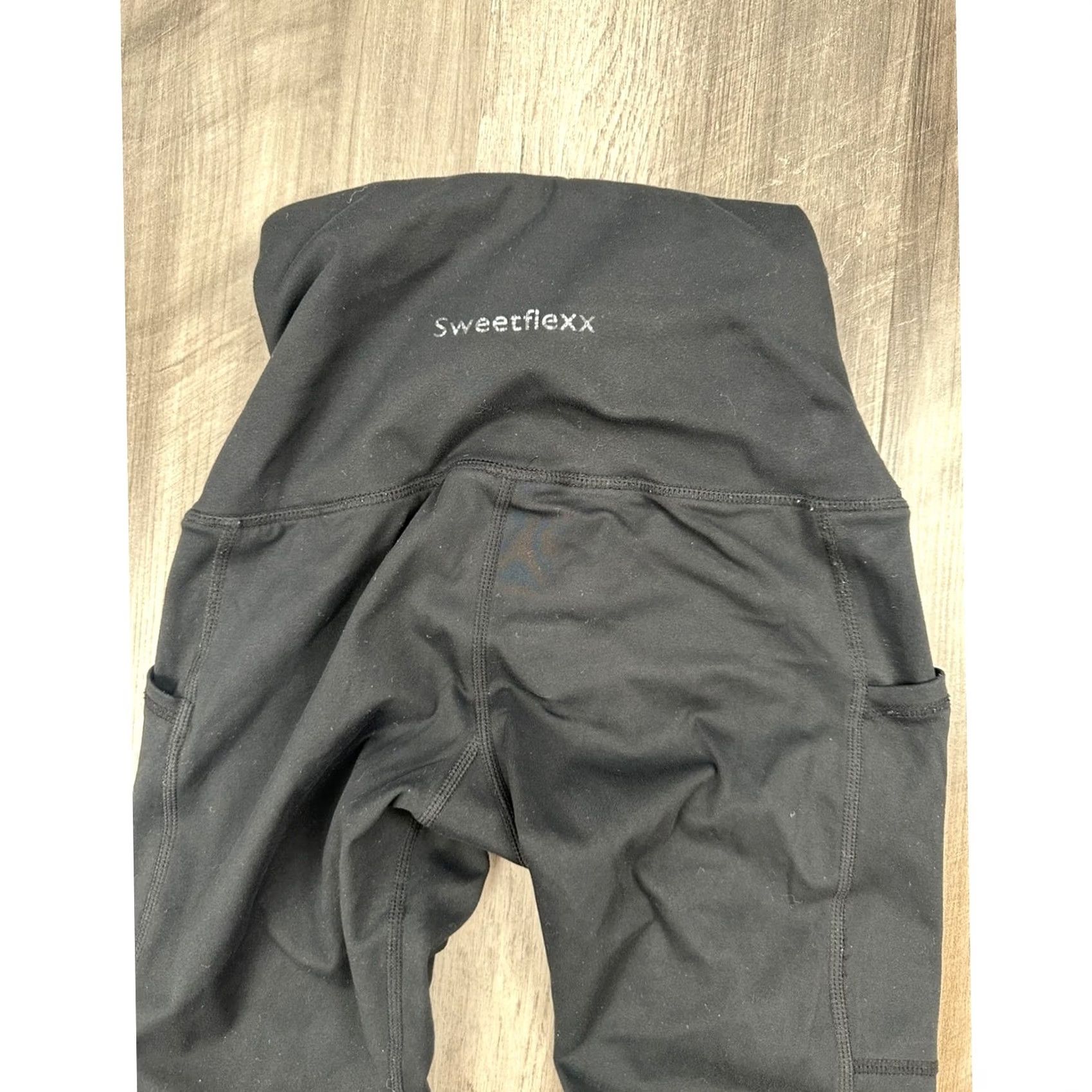 Vintage Sweetflexx Leggings Full Length High Rise Pockets Black Women 2 Regular XS? (Note: Please provide exact size naming if needed) Size 26" / US 2 / IT 38 - 4 Thumbnail