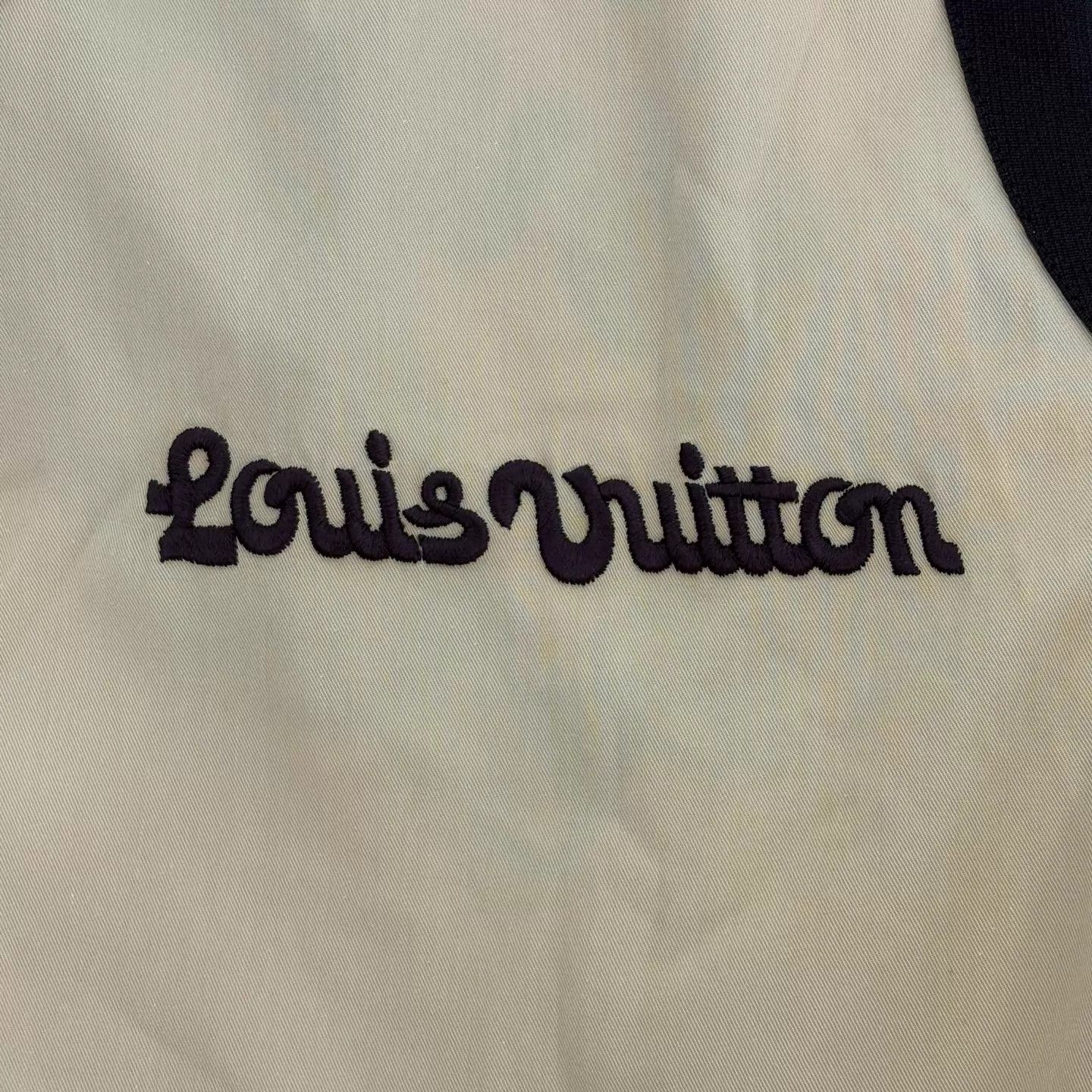 Louis Vuitton LV x Tyler Men V Logo Puppy Button Color SS Shirt Yellow Size US S / EU 44-46 / 1 - 7 Thumbnail