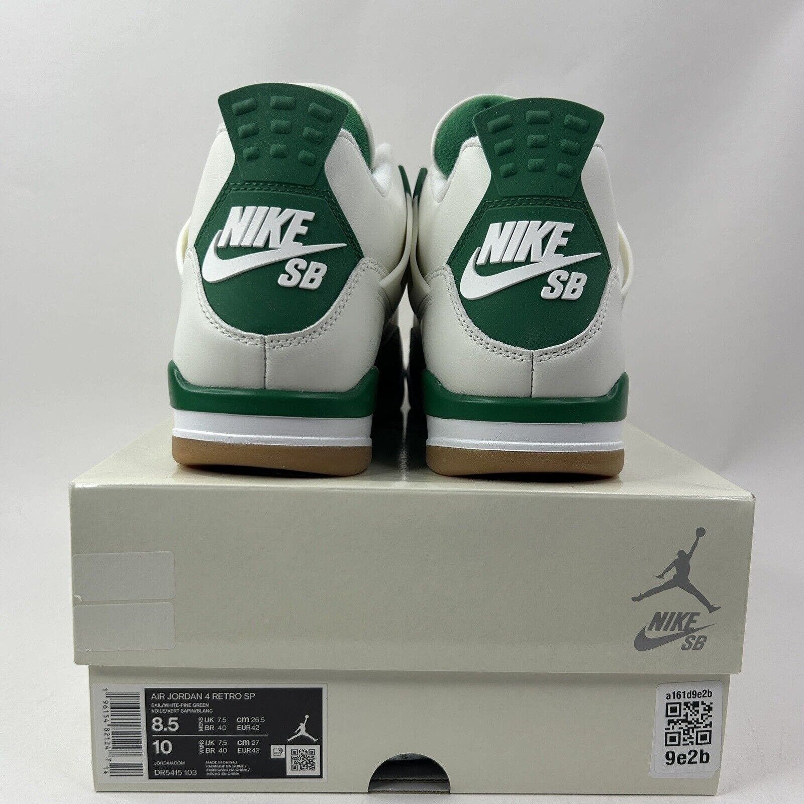 Nike Air Jordan 4 Retro SP x Nike SB “Pine Green” 2024