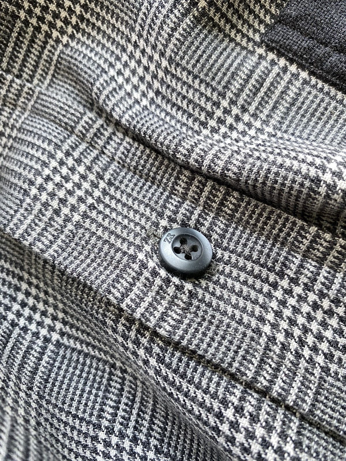 Ermenegildo Zegna Ermenegildo Zegna Sport Checkered Plaid Button Up Shirt Size US M / EU 48-50 / 2 - 7 Thumbnail