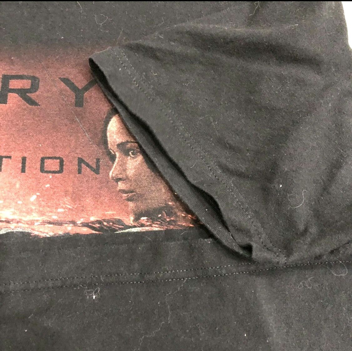 Band Tees Vintage The Hunger Games Movie T Shirt Size US XL / EU 56 / 4 - 5 Thumbnail