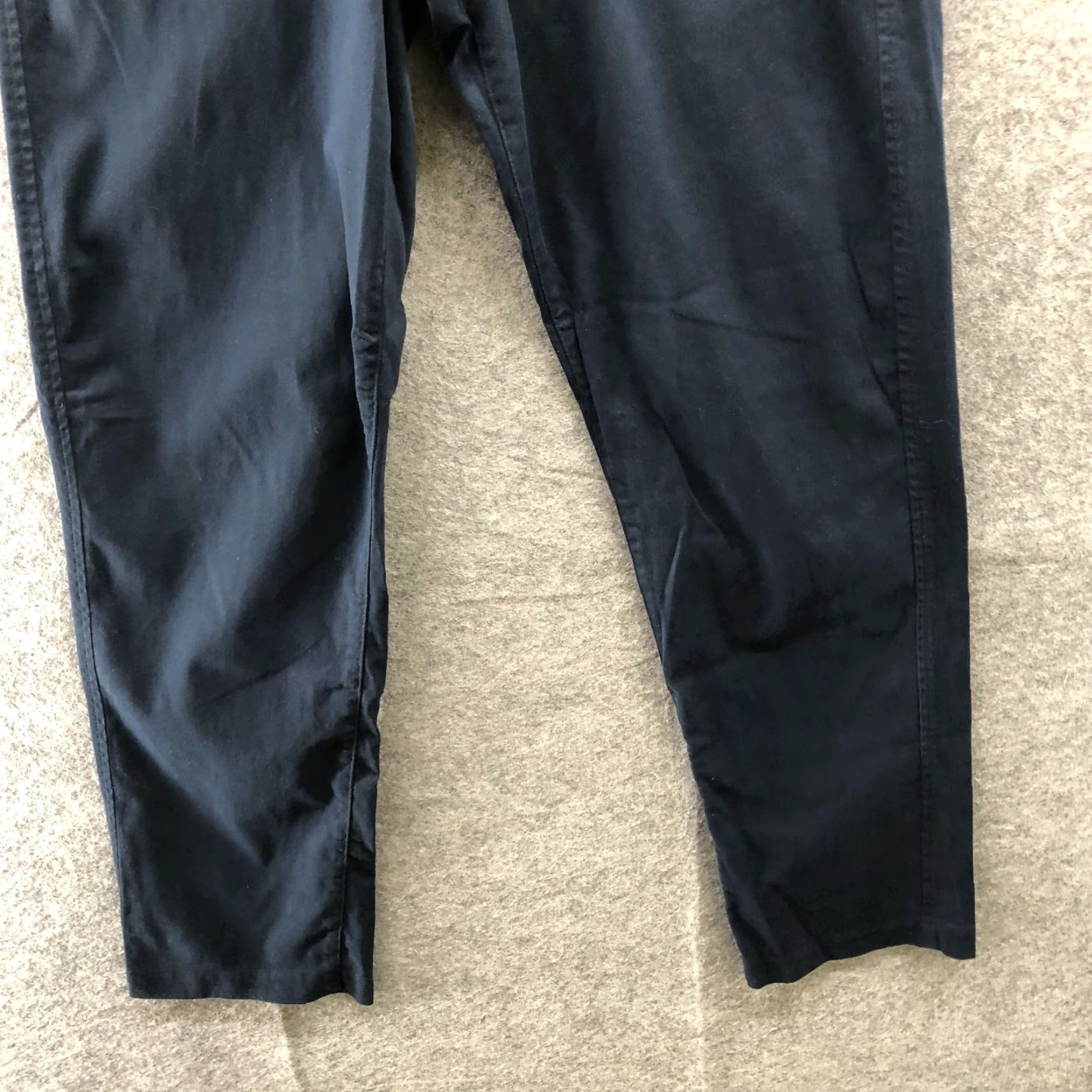 Abercrombie & Fitch VINTAGE Abercrombie & Fitch Stretch 90s Chino Pants Mens 29x30 Navy Cotton Blend Zip Pocket Slim Straight Men's Casual Workwear 90s Mens Size US 29 - 5 Thumbnail